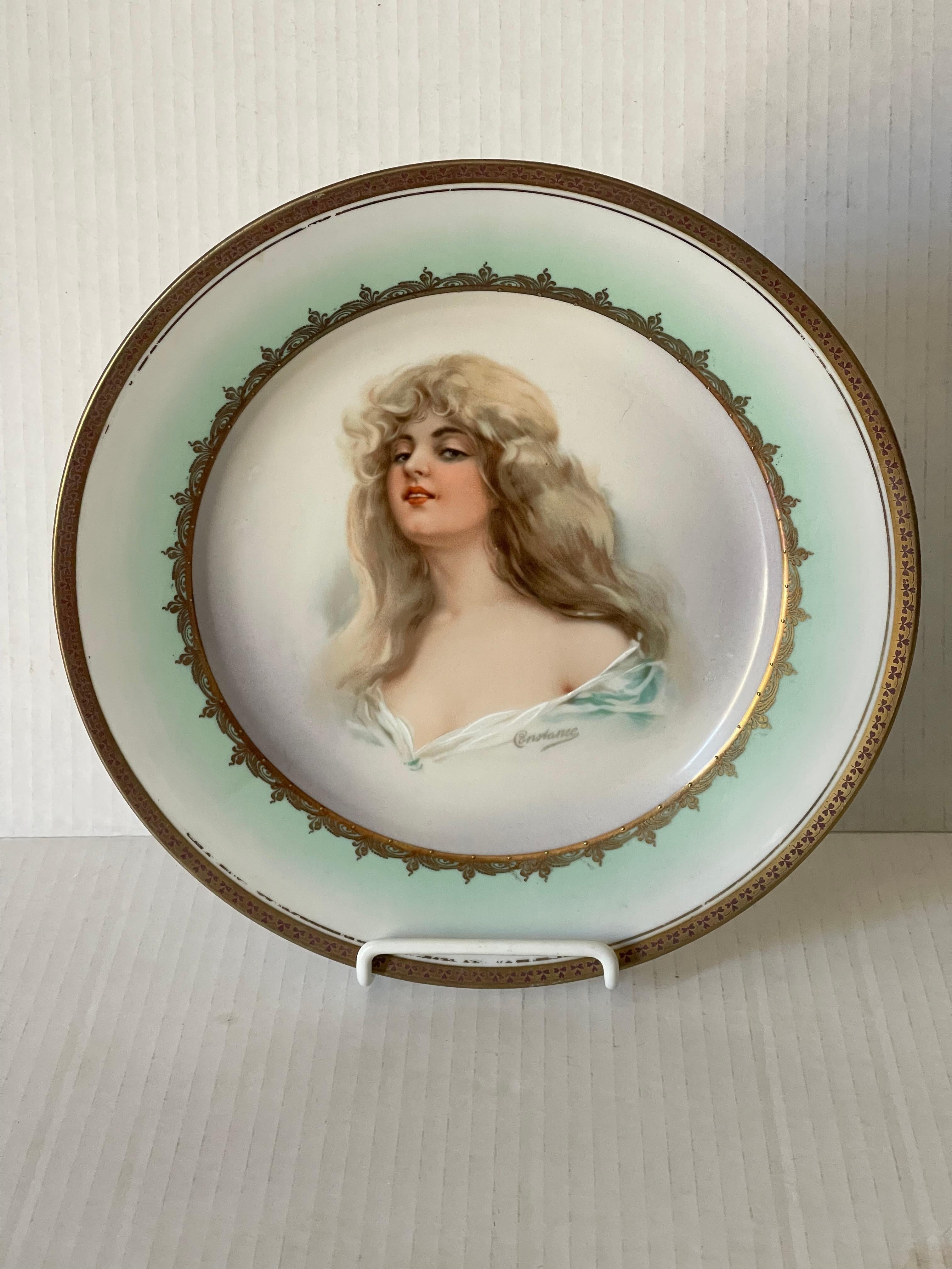 Antiguo Plato de Porcelana Retrato de Gabinete Austriaco Constanza de Austria Biedermeier en venta