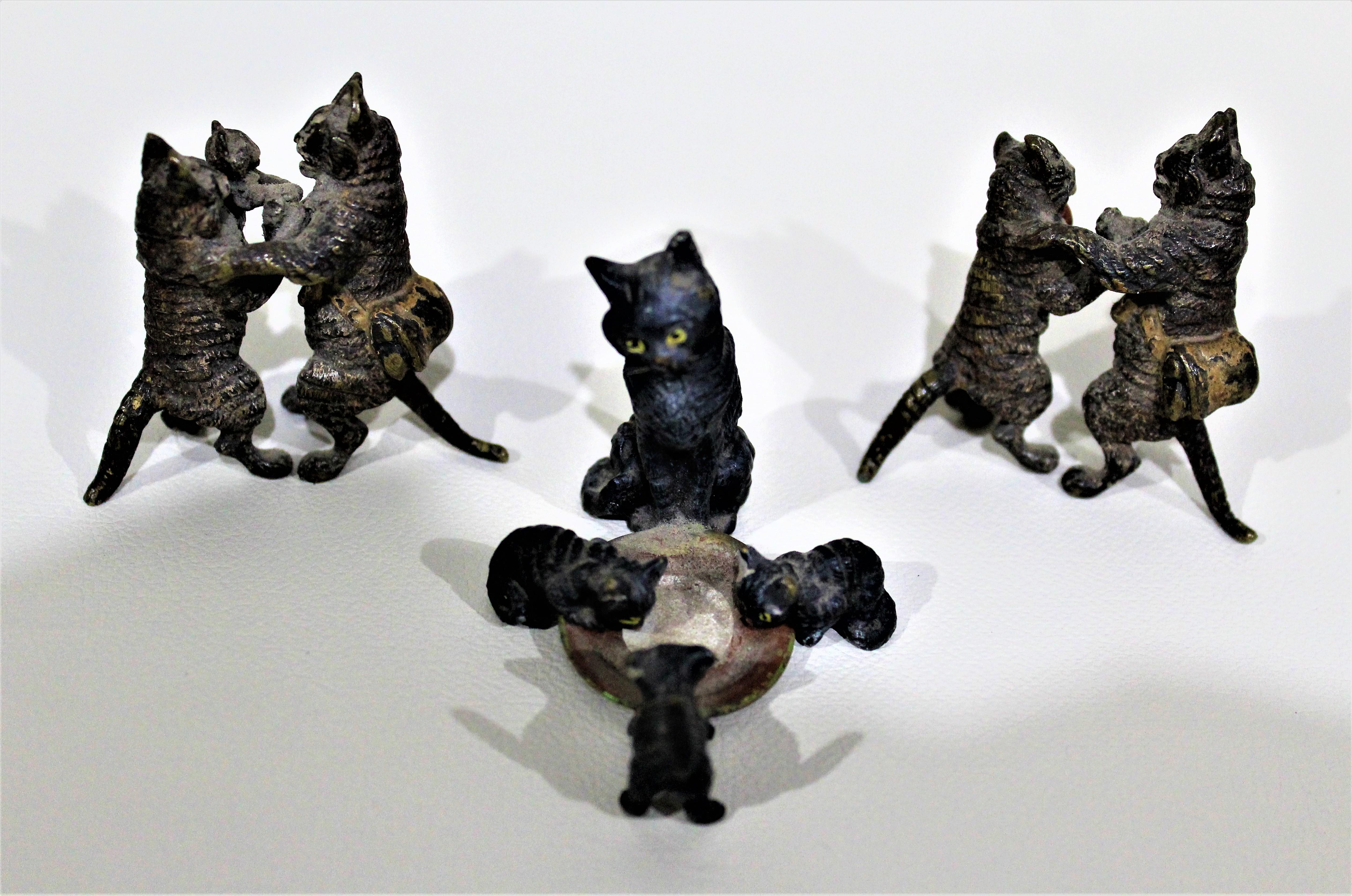 Antique Austrian Cast and Cold Painted Bronze Miniatures Cat Figurine Whimsy Lot In Good Condition For Sale In Hamilton, Ontario