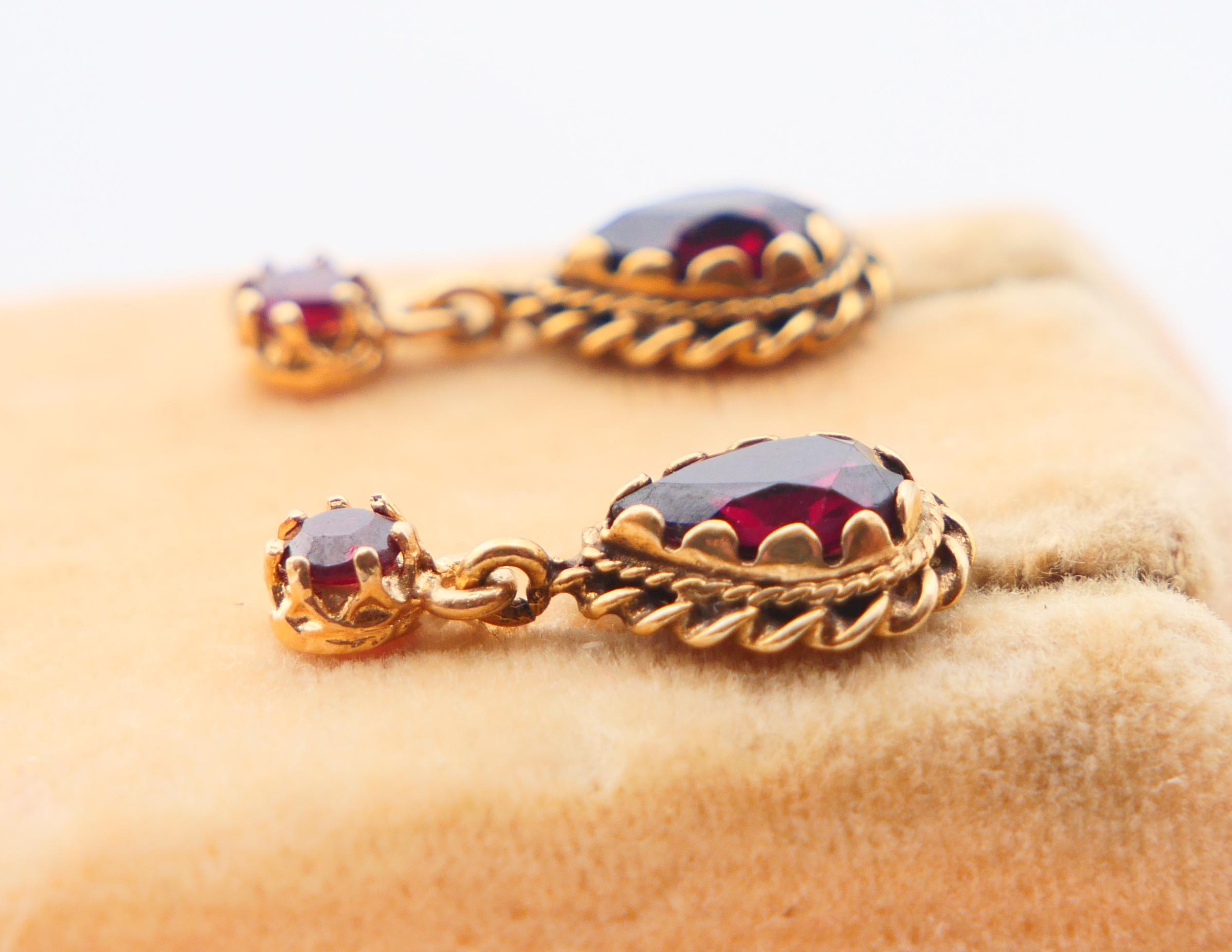Pear Cut Antique Austrian Earrings natural Garnet solid 14K Gold / 3.25 gr For Sale