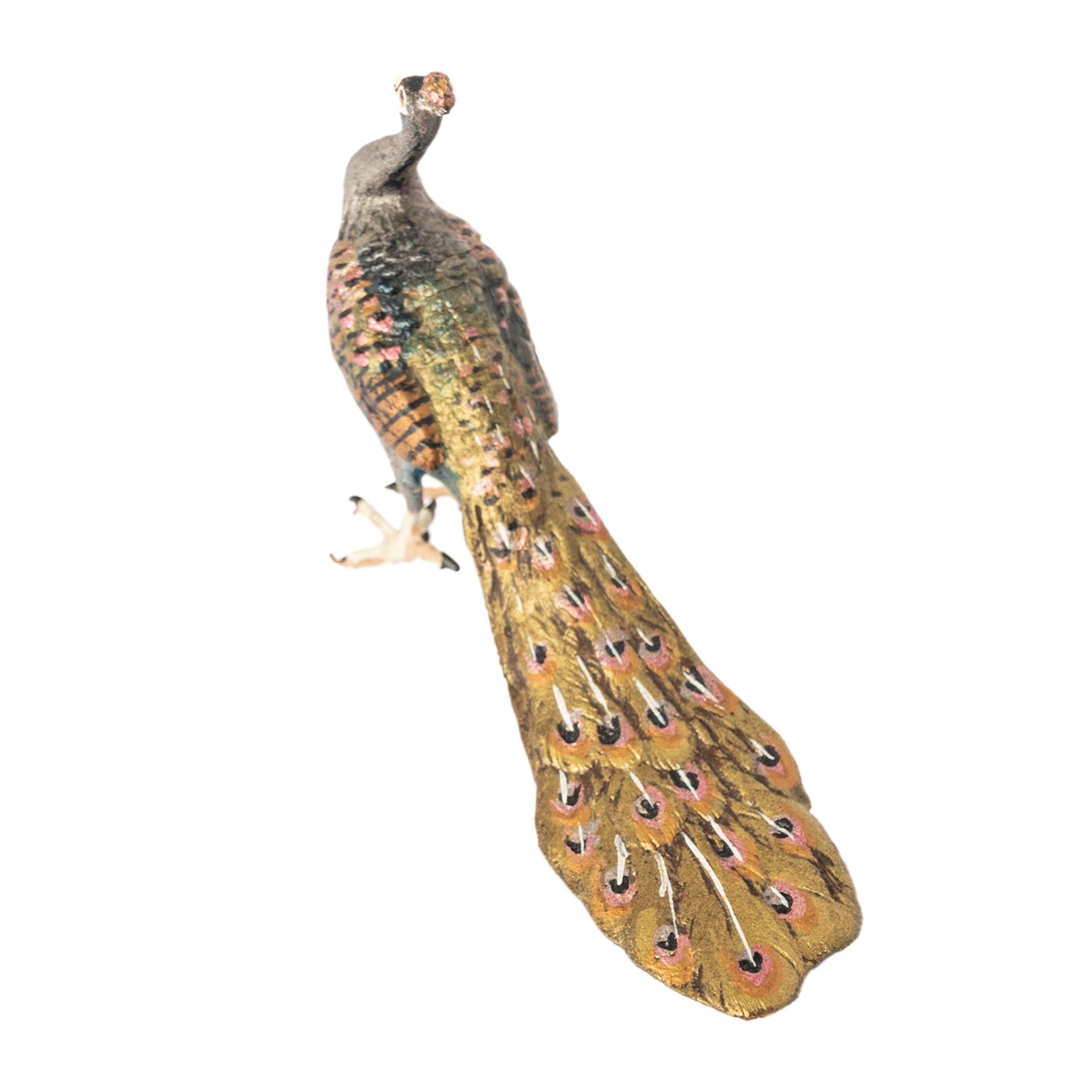 Antigua escultura austriaca de bronce pintado en frío Franz Bergman Estatua de pavo real 1920 Austríaco en venta
