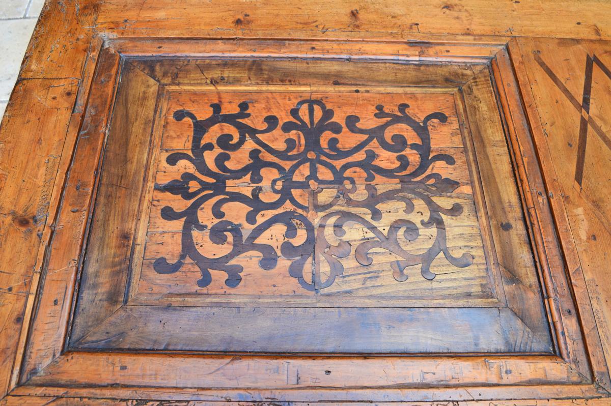 Antique Austrian Inlaid Desk, Mid-17th Century For Sale 6