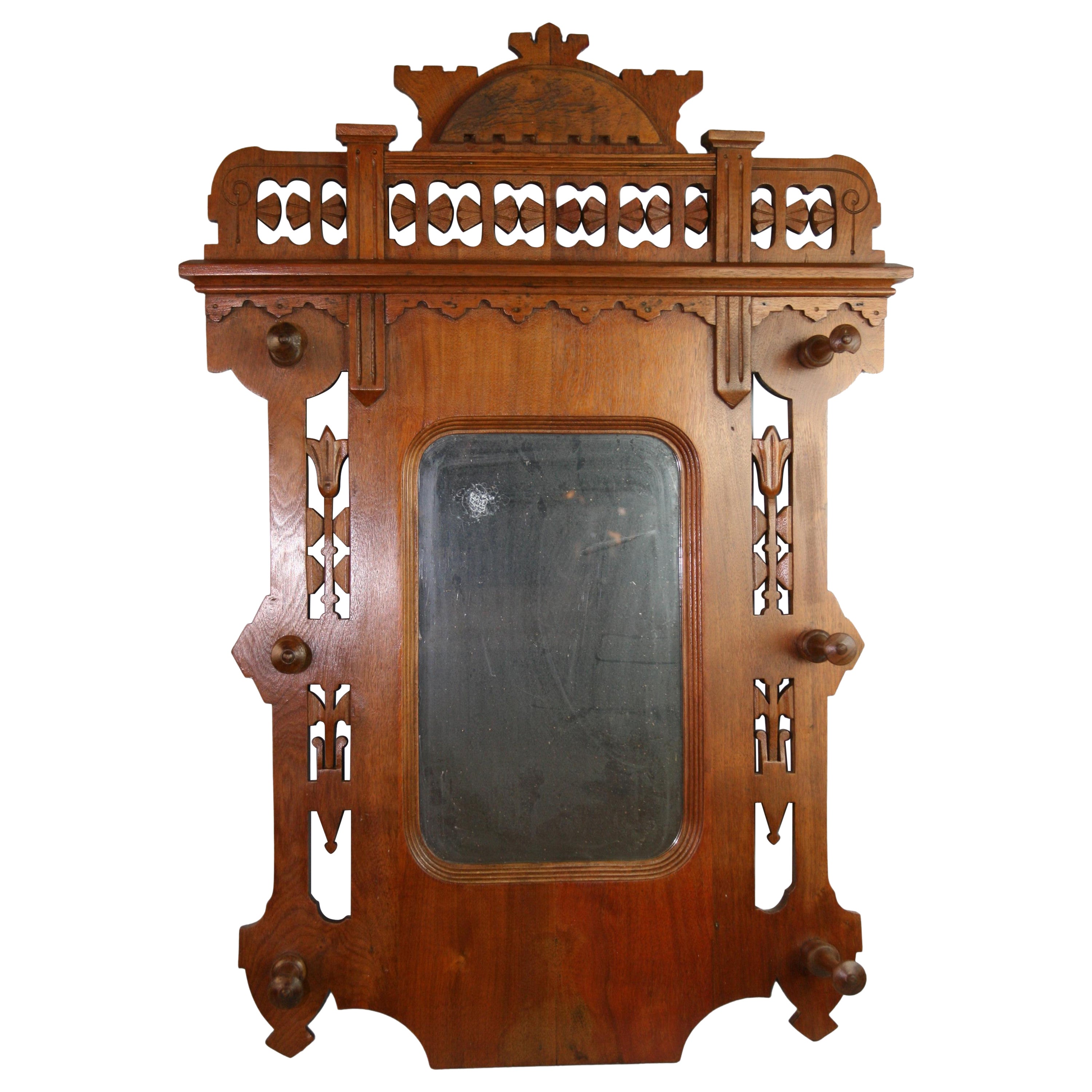 Porte-manteaux/chapeaux autrichien en miroir, en noyer sculpté, années 1890