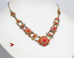 Antica collana austriaca di perle di corallo rosso naturale in argento dorato / 27,7 gr.