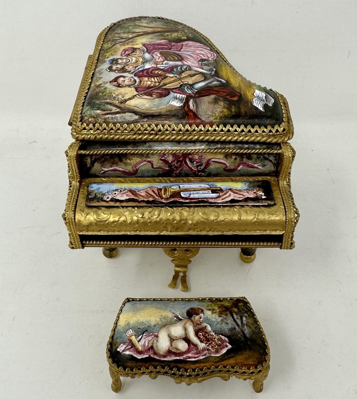 Antique Austrian Ormolu Bronze Enameled Viennese Miniature Musical Piano Casket In Good Condition In Dublin, Ireland