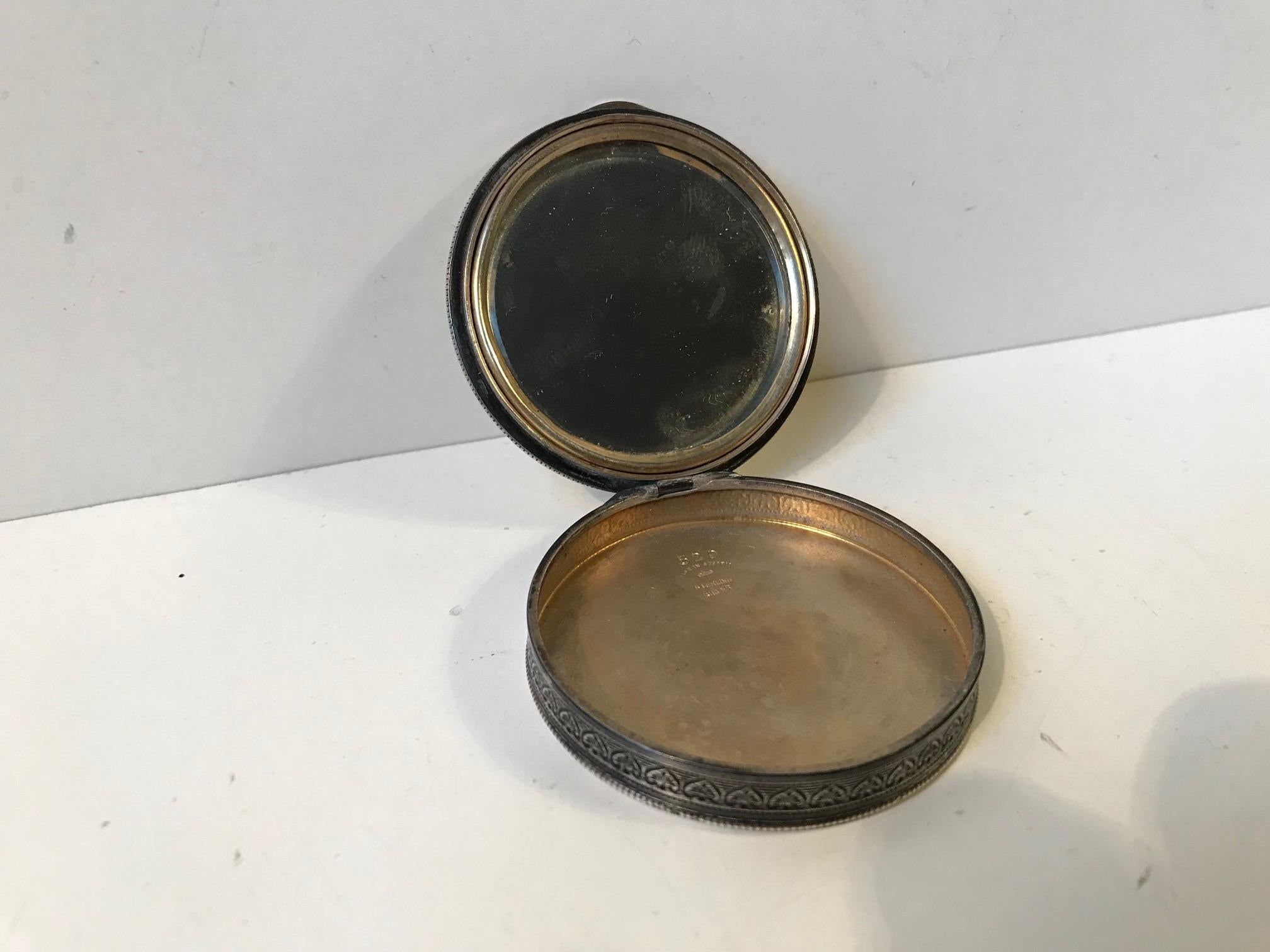 Late Victorian Antique Austrian Powder Compact in Silver and Lemon Enamel Guilloché, circa 1900