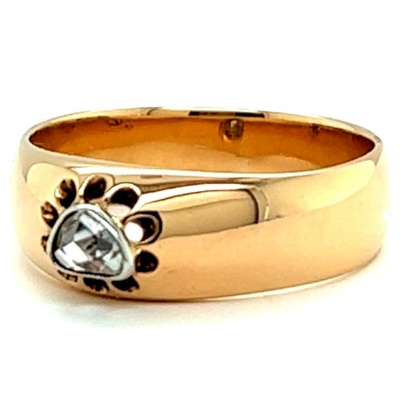 Women's or Men's Antique Austrian Rose Cut Diamond 14 Karat Rose Gold Belcher Band Ring
