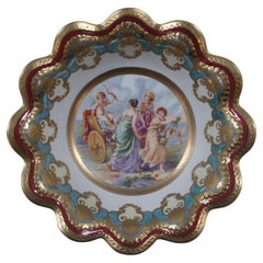 Ancienne coupe festonnée néoclassique autrichienne Chérubin Chariot en porcelaine 11".