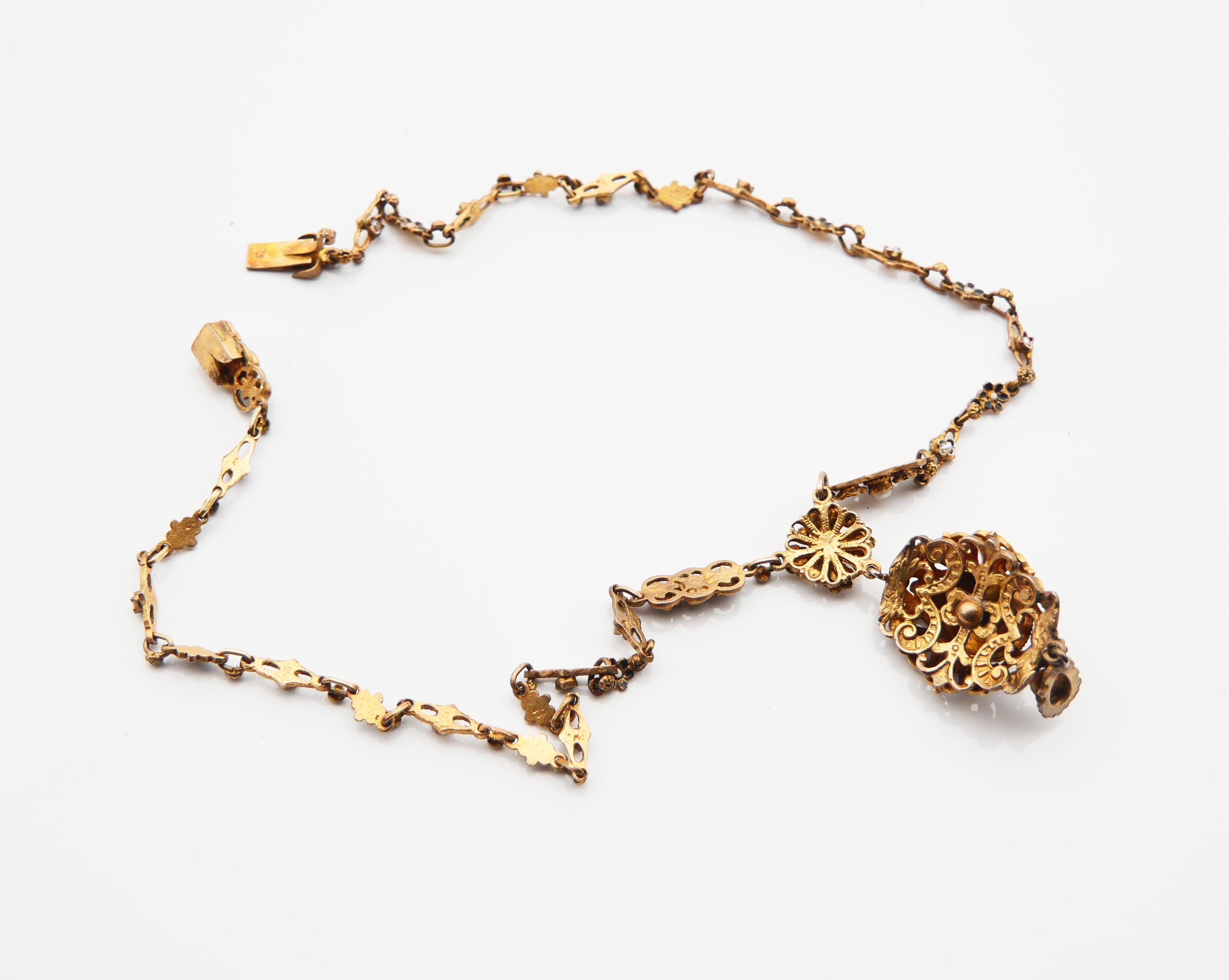 Ensemble autrichien ancien naturel 12 ctw. Emerald Seed Pearls Gilt Silver / 55.7gr en vente 3