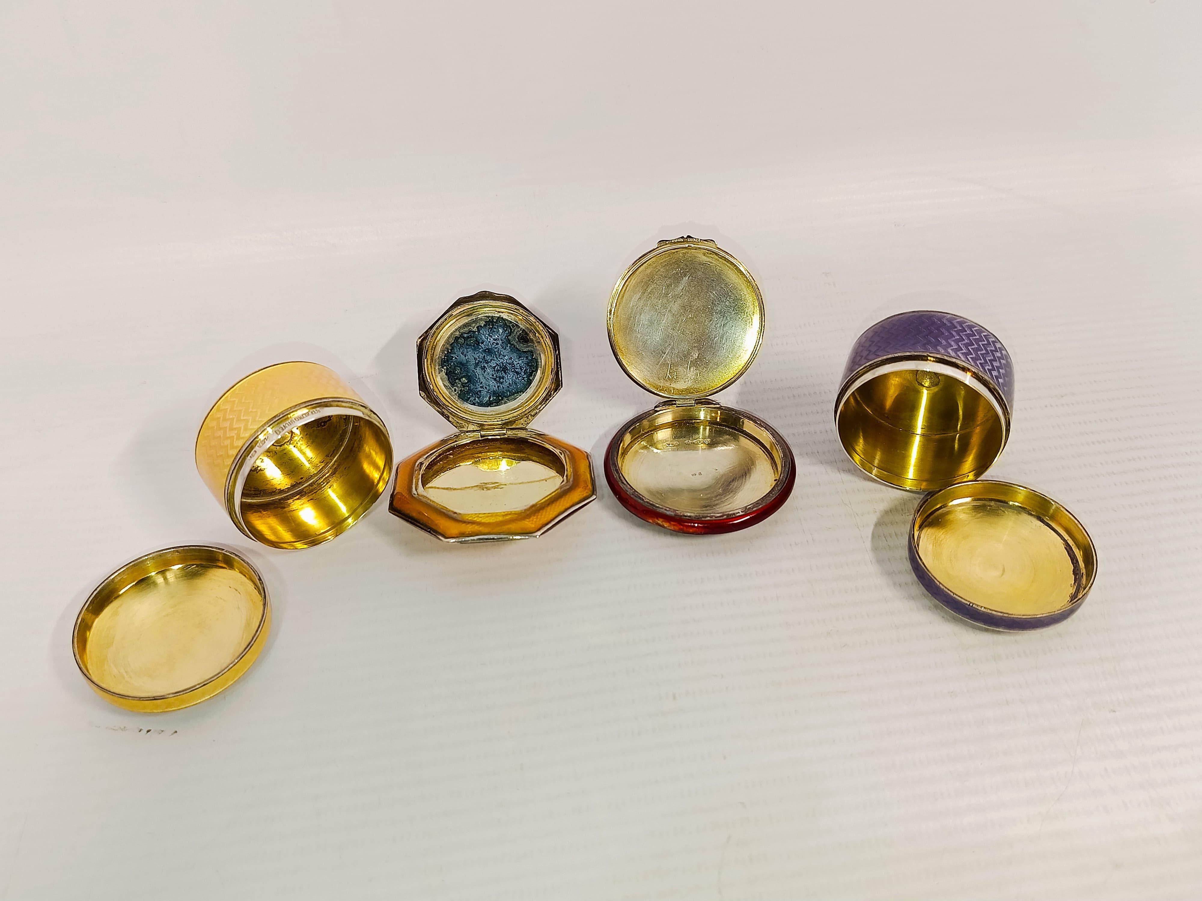 Anciens piluliers autrichiens en argent et émail 1920 Bon état - En vente à Buenos Aires, Argentina