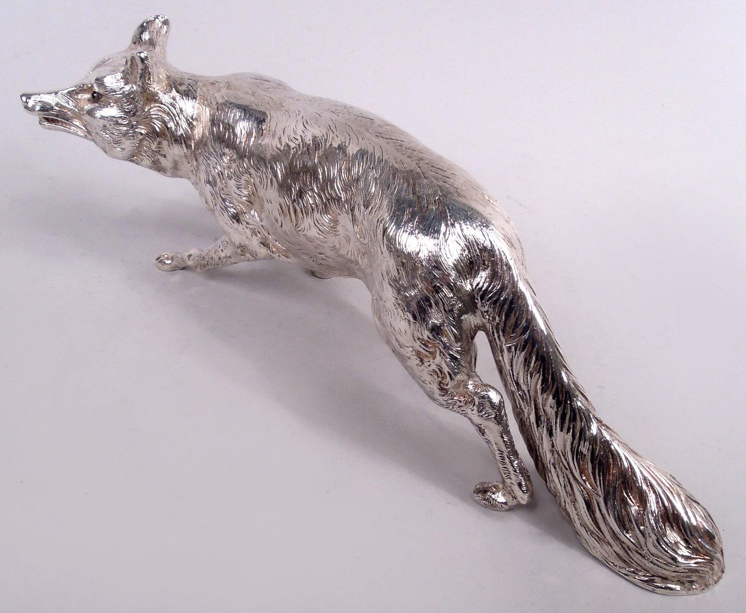 XX secolo Antica figura d'argento austriaca di volpe che insegue in vendita
