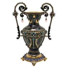 Vase autrichien ancien en argent doré, émaillé et serti de pierres précieuses, vers 1880