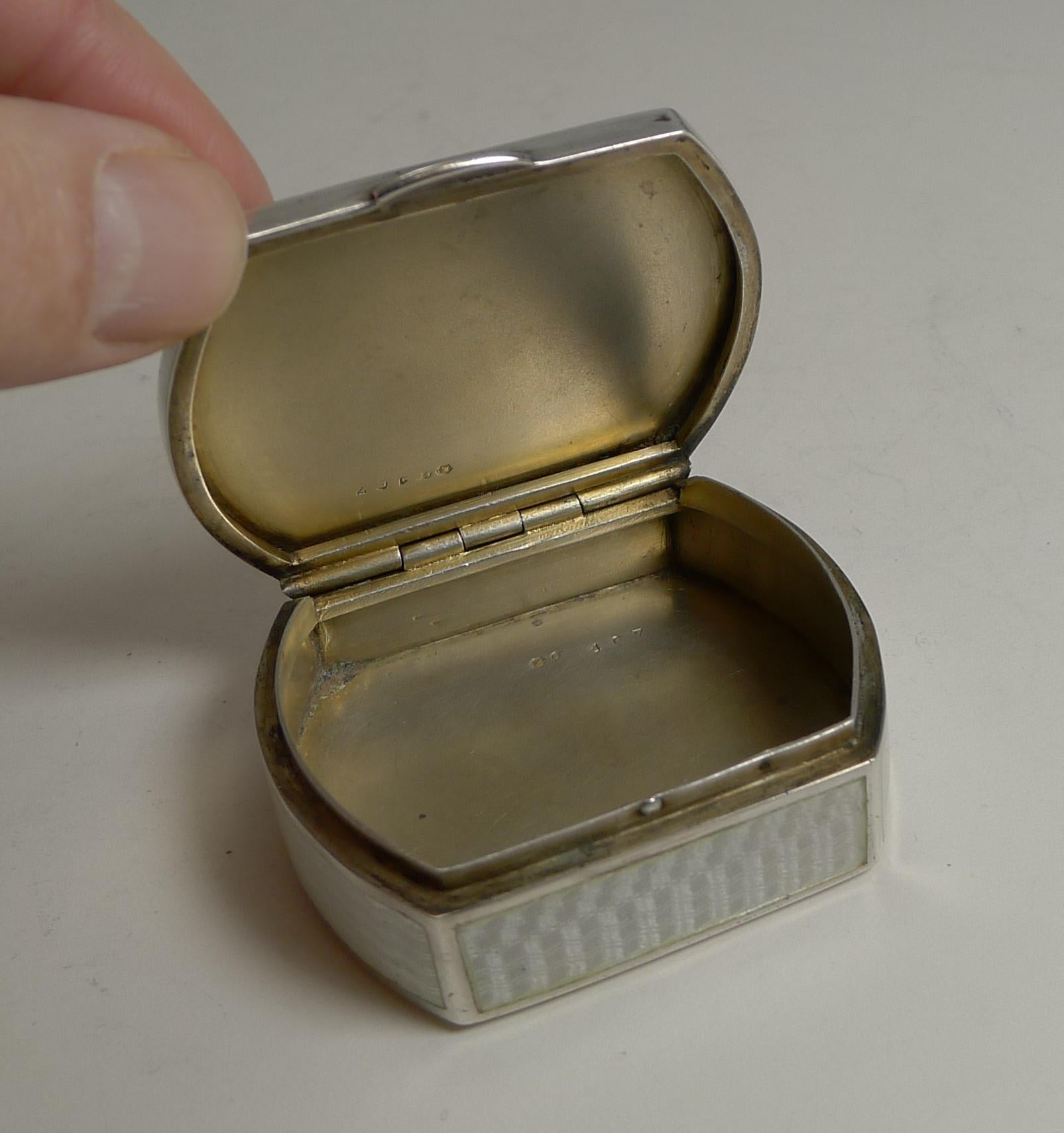 Antique Austrian Sterling Silver and Guilloche Enamel Pill Box, circa 1900 For Sale 6