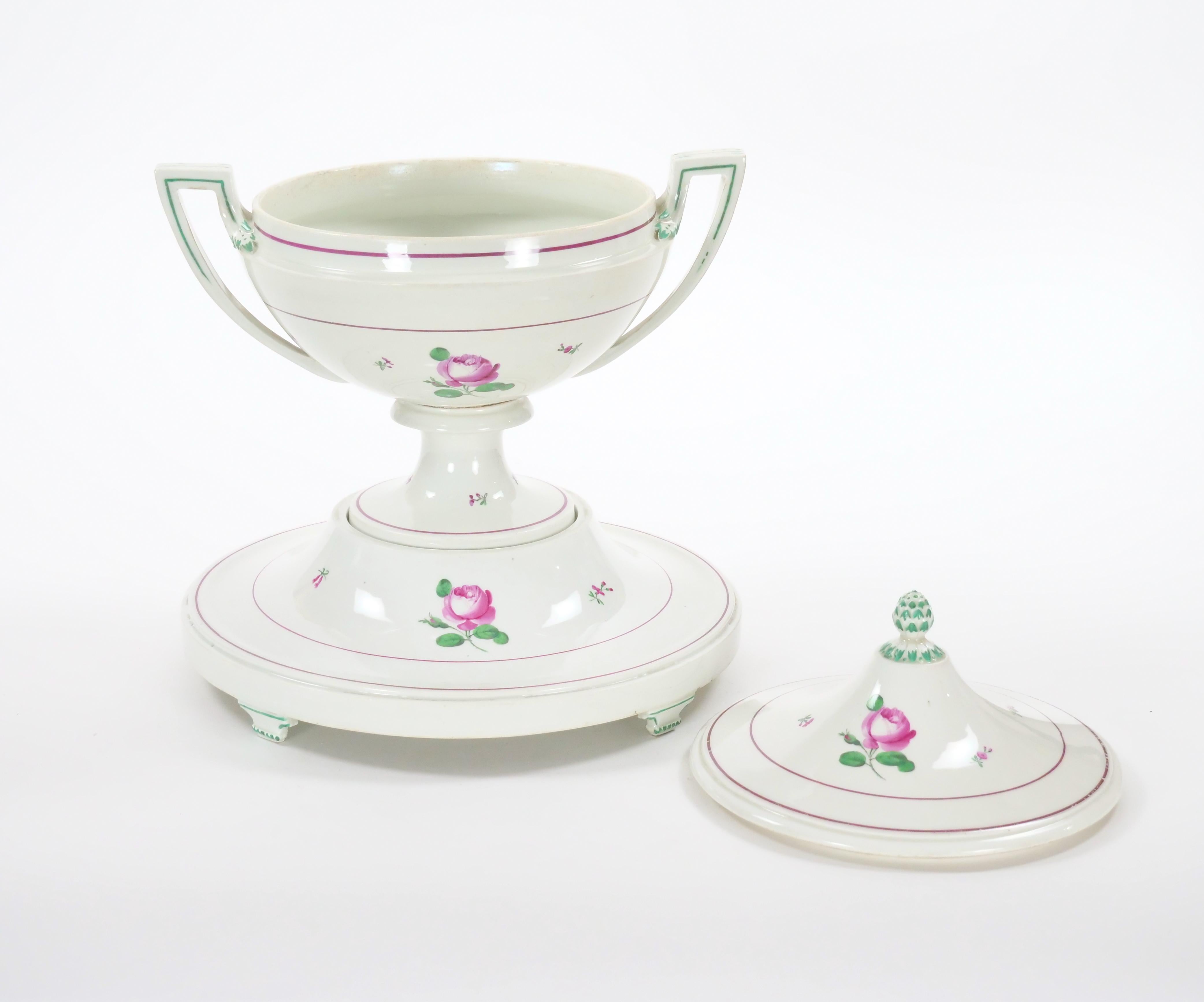 Antigua Sopera Decorativa Austriaca de Tres Piezas para Centro de Mesa Belle Époque en venta