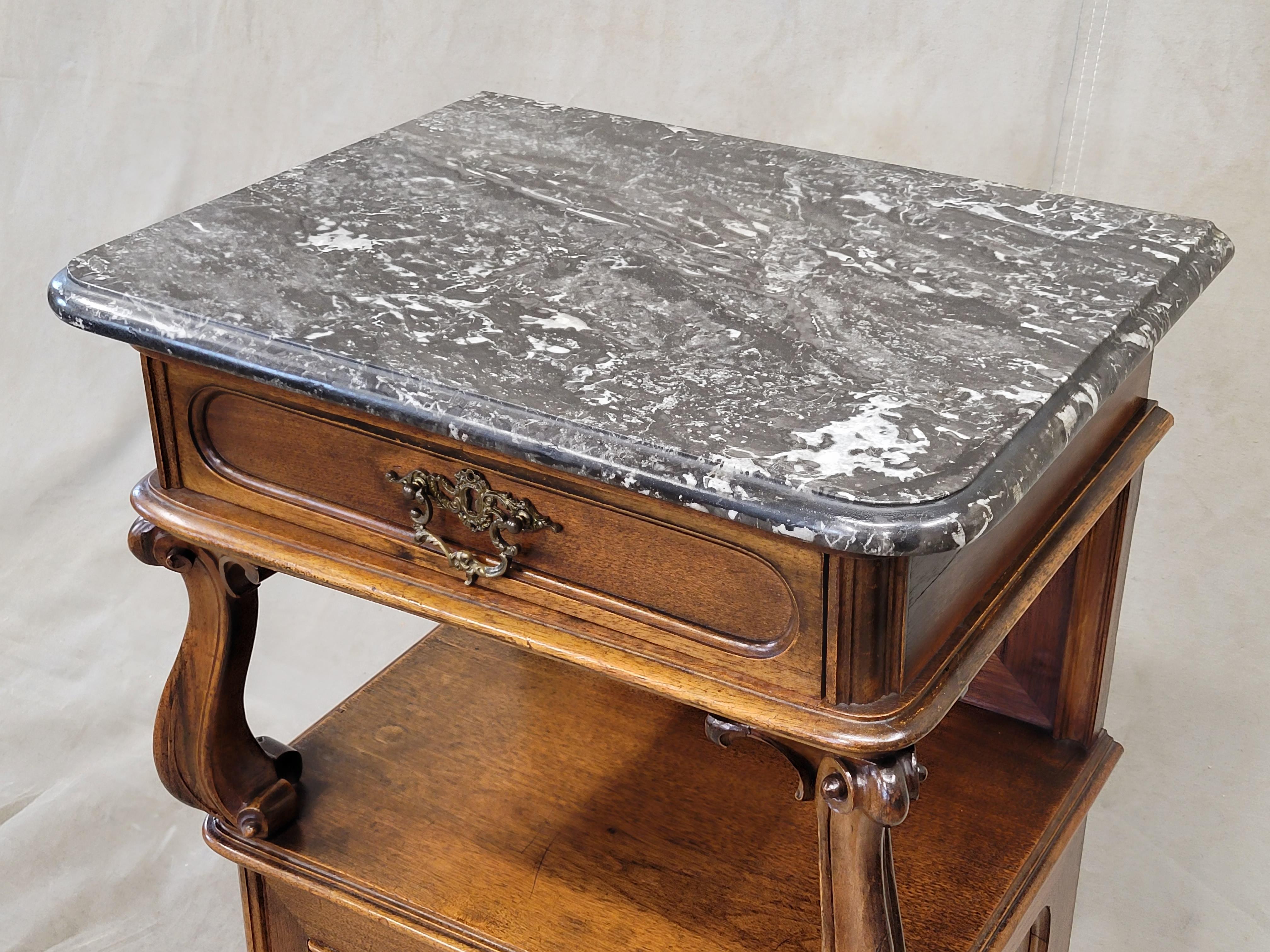 Brass Antique Austrian Art Nouveau Walnut and Black Marble Top Nightstands - a Pair For Sale