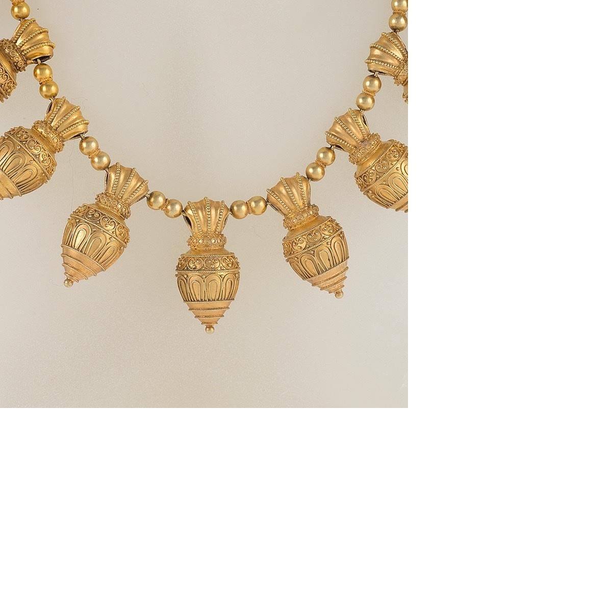 Antike österreichisch-ungarische Etruskische Wiedergeburt Halskette im Zustand „Hervorragend“ im Angebot in New York, NY