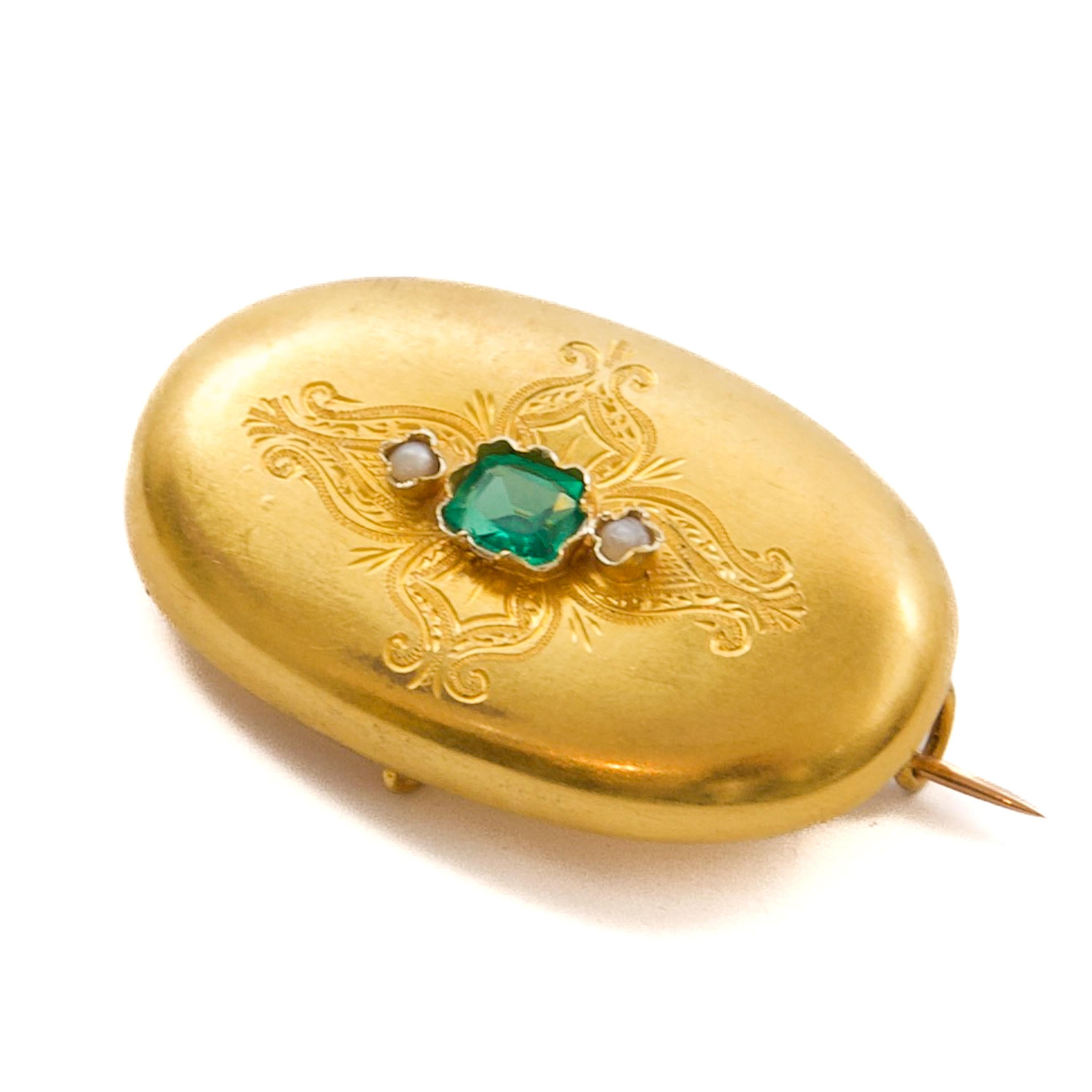 Victorien Broche ancienne en or austro-hongrois avec perles de rocaille en pâte, Ca. 1866-1872 en vente