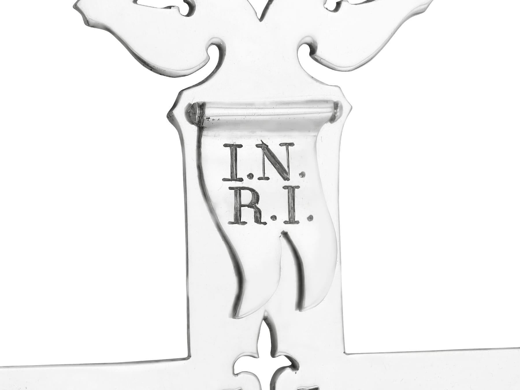 Antikes österreichisch-ungarisches Silberkreuzfix aus Silber, um 1890 im Angebot 7