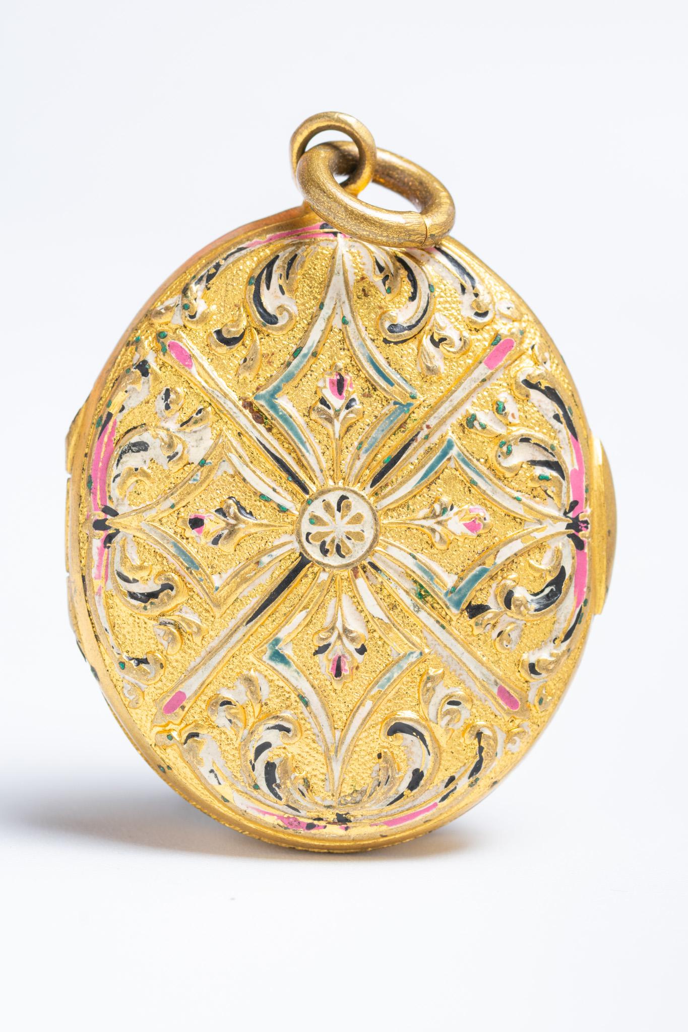 Antique Austro Hungarian Turquoise and Paste Enamel Locket In Good Condition In Portland, England