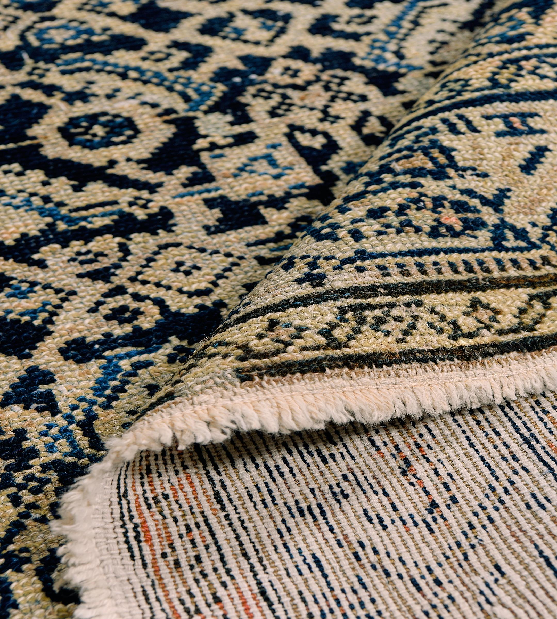 Antiker authentischer blauer Läufer aus persischer Wolle mit Herati-Muster für lange Malayers im Angebot 3