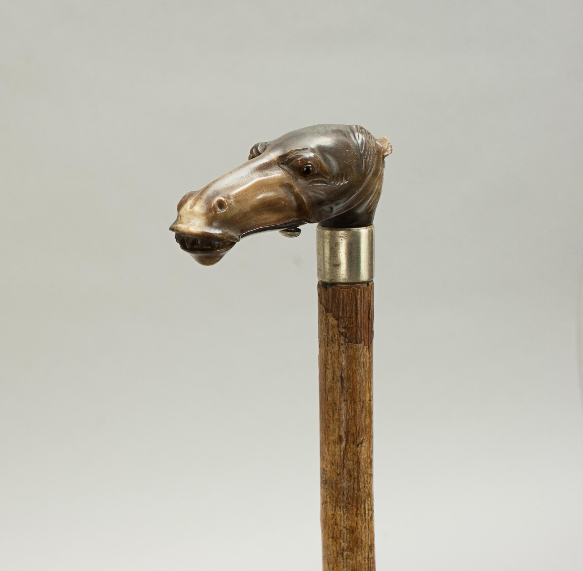 Victorien Antique bâton de marche automatique pour homme, porte- gants à tête de cheval Automata en vente