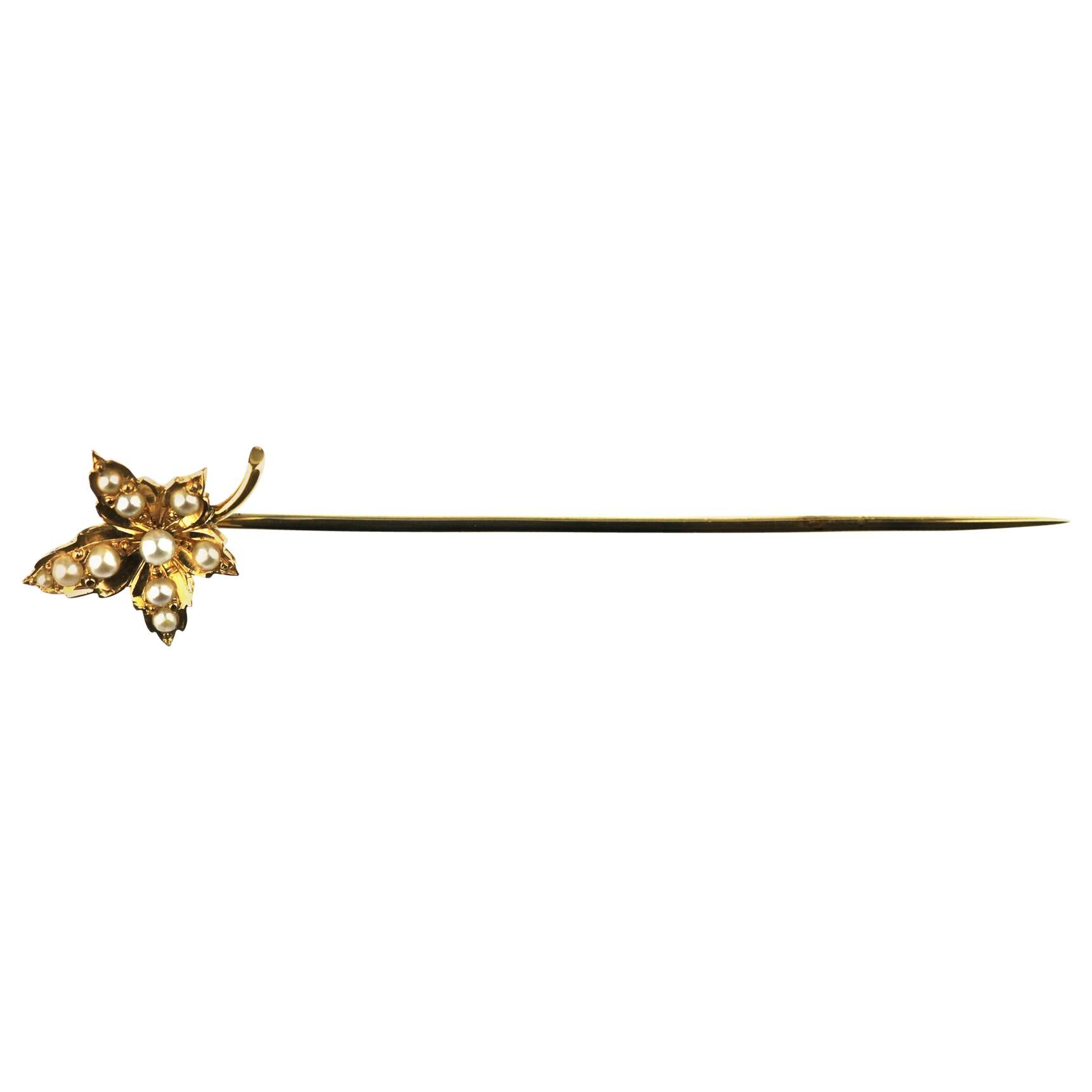 Antique Autumn/Maple Leaf Stick/Tie Pin with Natural Pearls in 14/15 Carat Gold For Sale