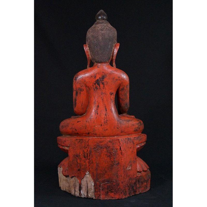 Antique Ava Buddha Statue from Burma In Good Condition For Sale In DEVENTER, NL