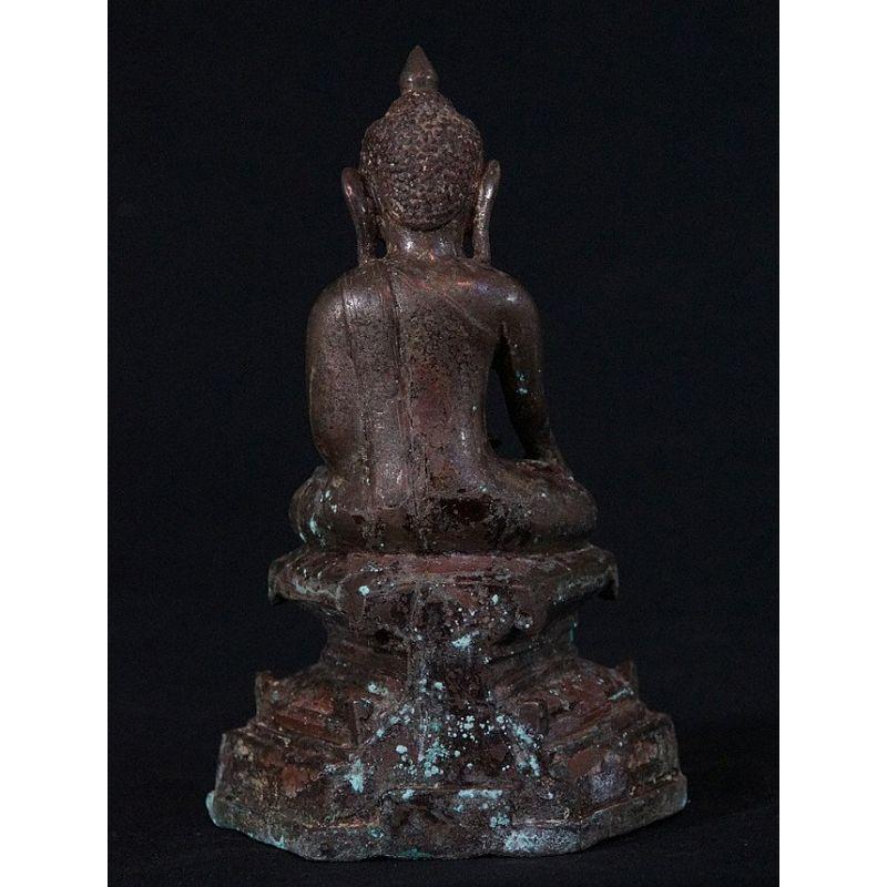 Antique Ava Buddha Statue from Burma In Good Condition For Sale In DEVENTER, NL