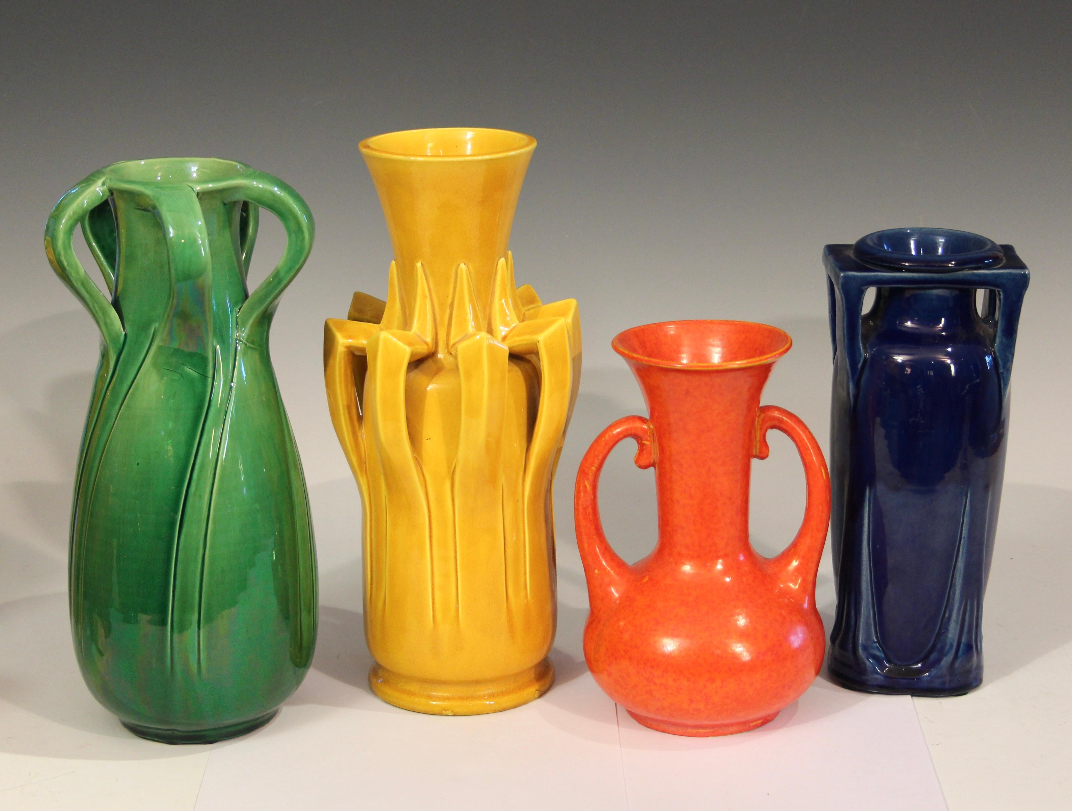 Antique Awaji Pottery Arts & Crafts Green Organic Nouveau Monochrome Vase For Sale 1