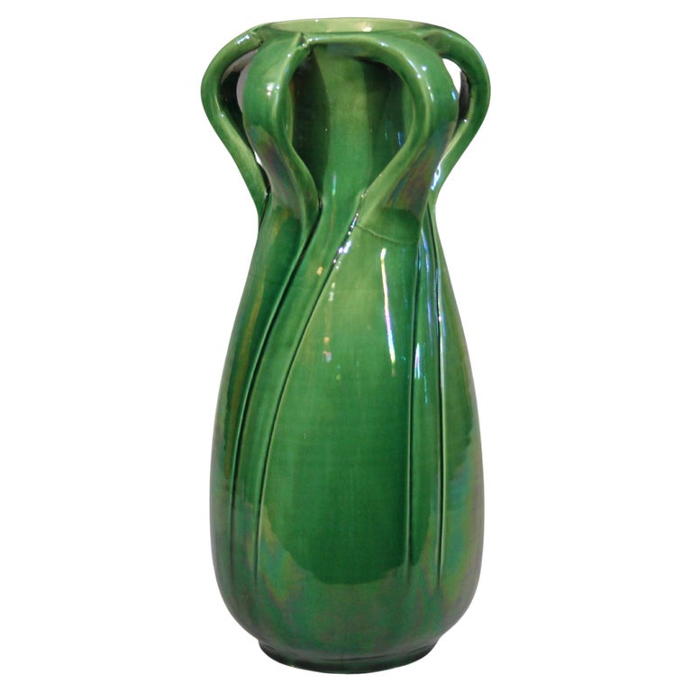 https://a.1stdibscdn.com/antique-awaji-pottery-arts-crafts-green-organic-nouveau-monochrome-vase-for-sale/f_8564/f_274099821645026315537/f_27409982_1645026316511_bg_processed.jpg?width=768