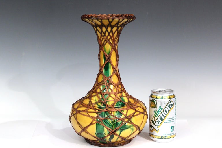 Vase japonais Ikebana en bambou tressé Et céramique 19cm - Décoration