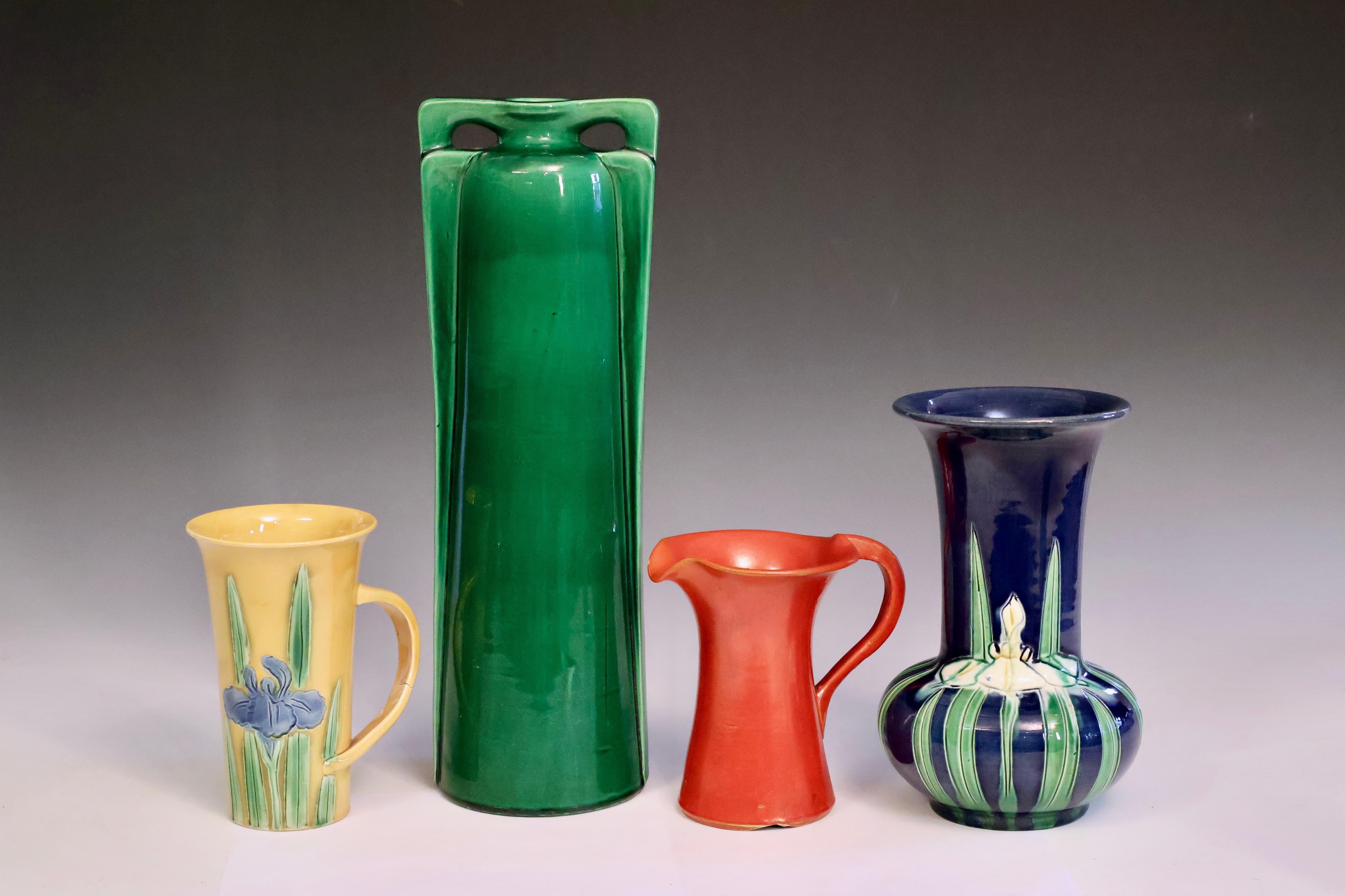 Antique Awaji Pottery Tall Vase with Double Buttress Handles in Deep Green Glaze For Sale 2