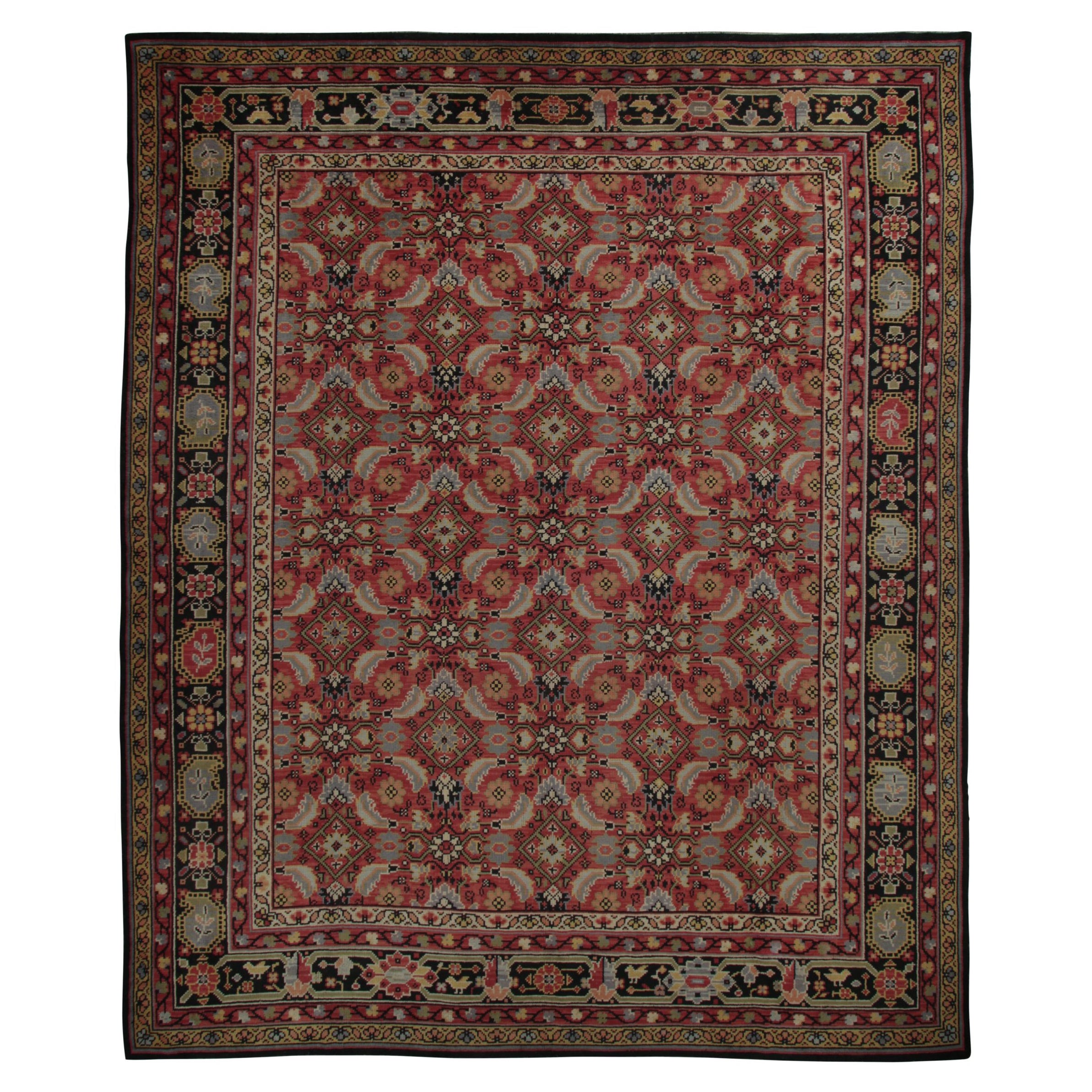 Antique Axminster Rug in Red and Gold with Bold Geometric Patterns - Rug 
Kilim For Sale