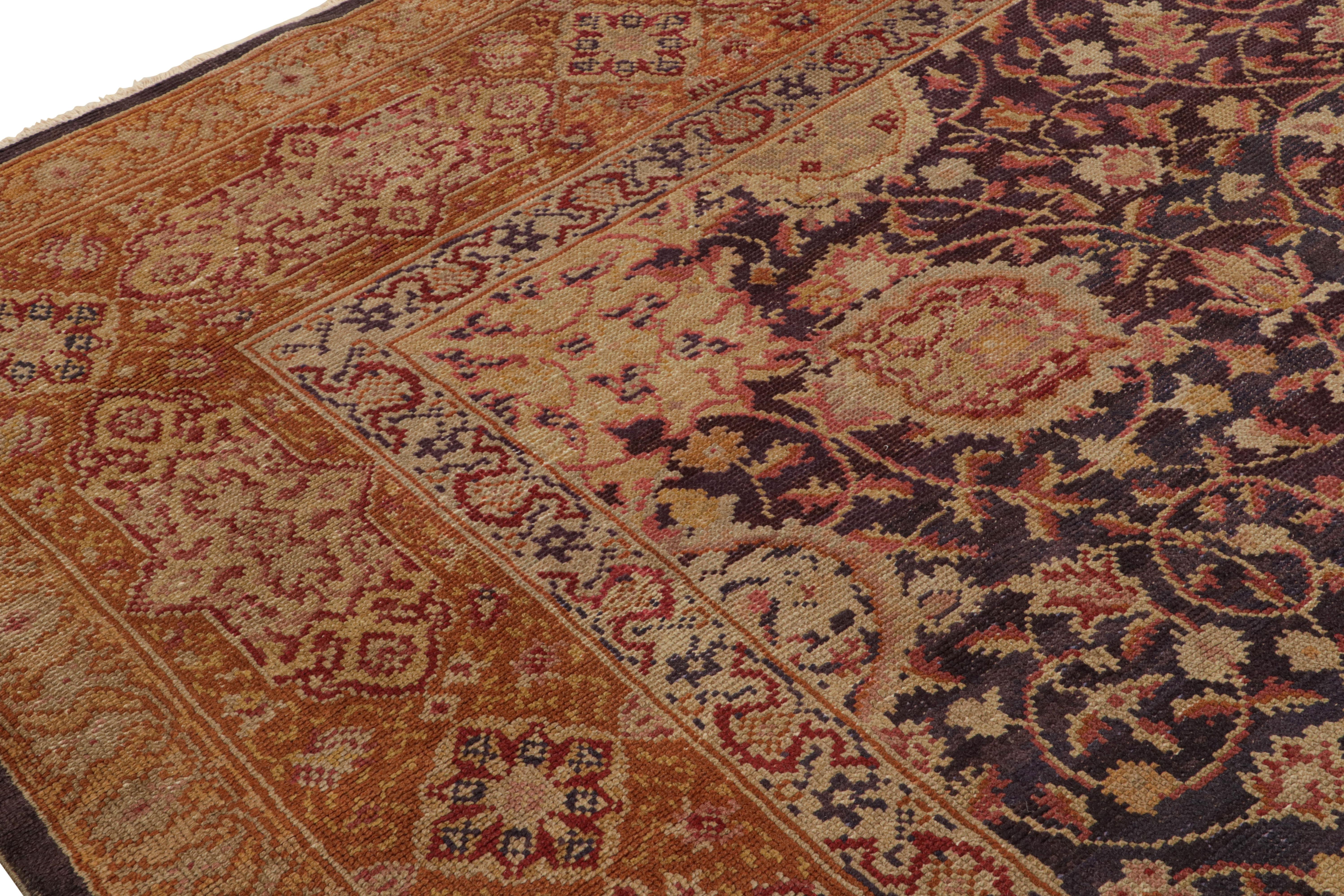 Alfombra Antigua Estilo Axminster, Lana Anudada a Mano, Beige Floral Anudado a mano en venta