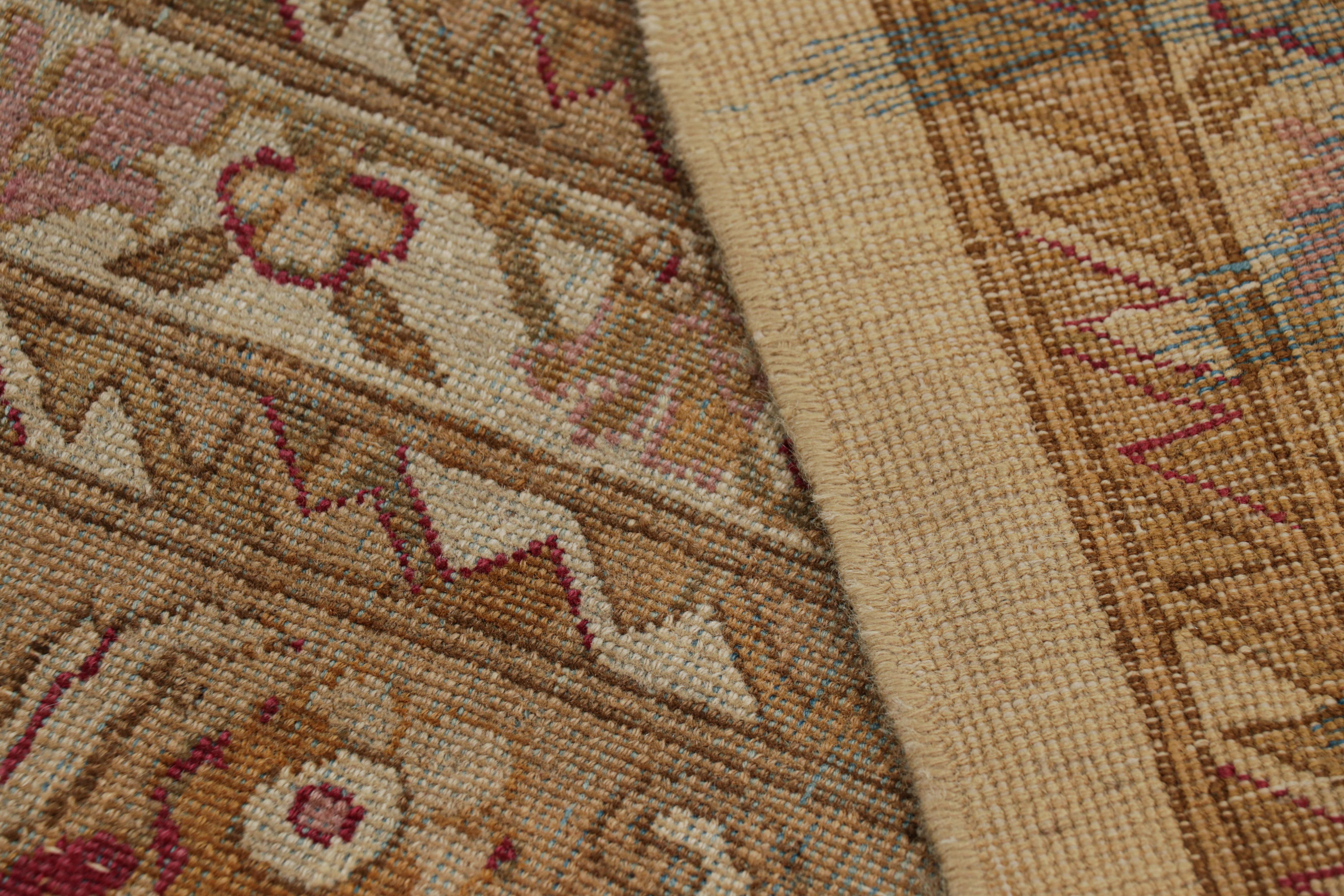 Alfombra antigua Amritsar con diseño estilo Axminster y motivos florales - Rug & Kilim Lana en venta