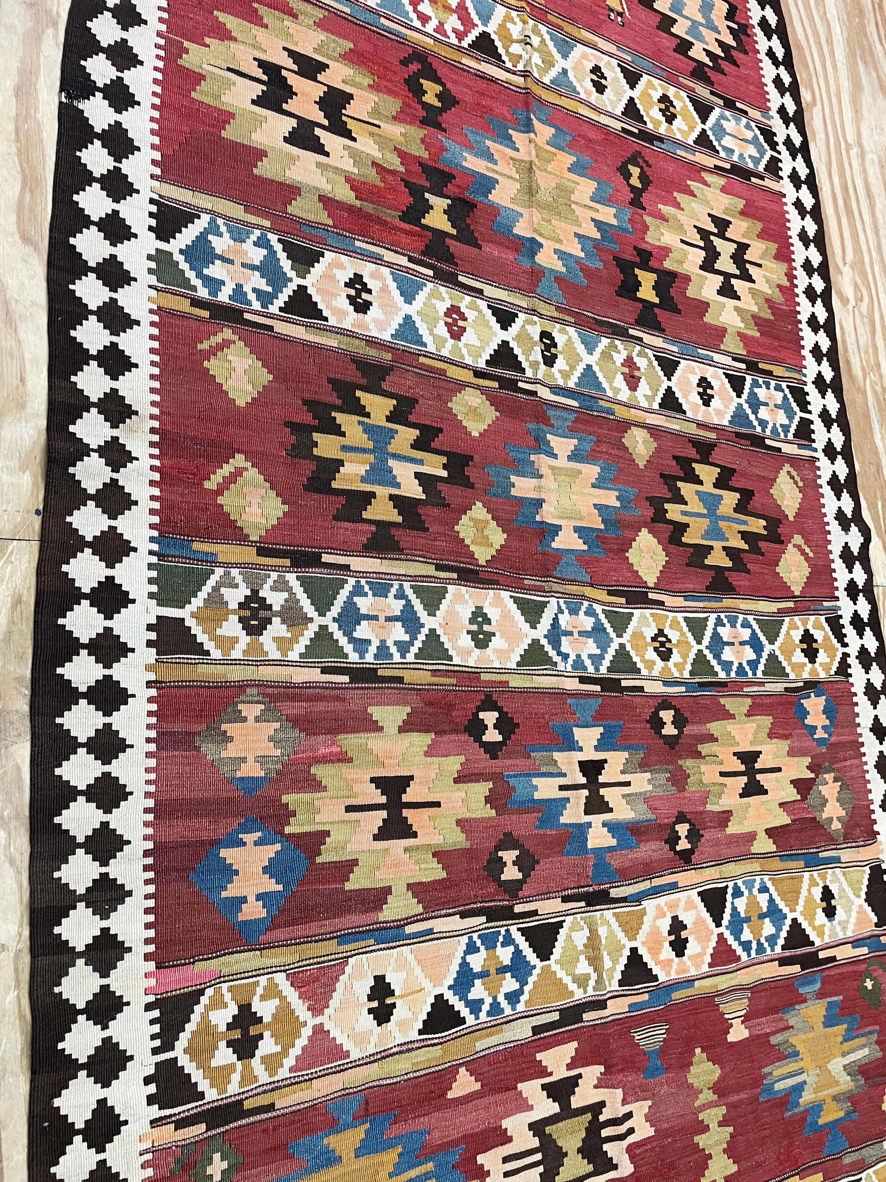 Antique Azerbaijan Kilim/ rug unusual, 20th century In Excellent Condition For Sale In Evanston, IL