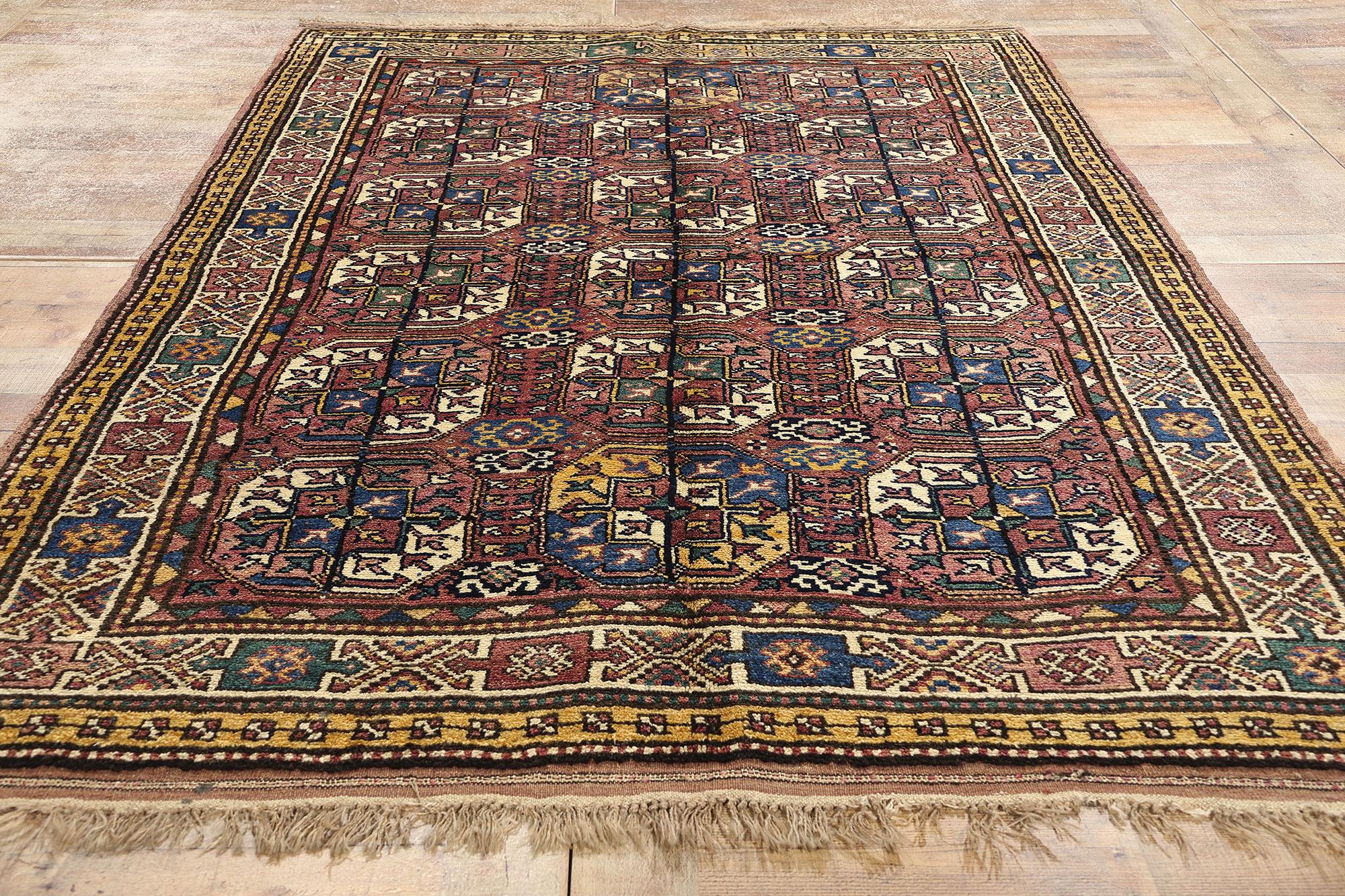 Laine Ancien tapis caucasien azerbaïdjan d'Azerbaïdjan à pied d'éléphant Tekke en vente