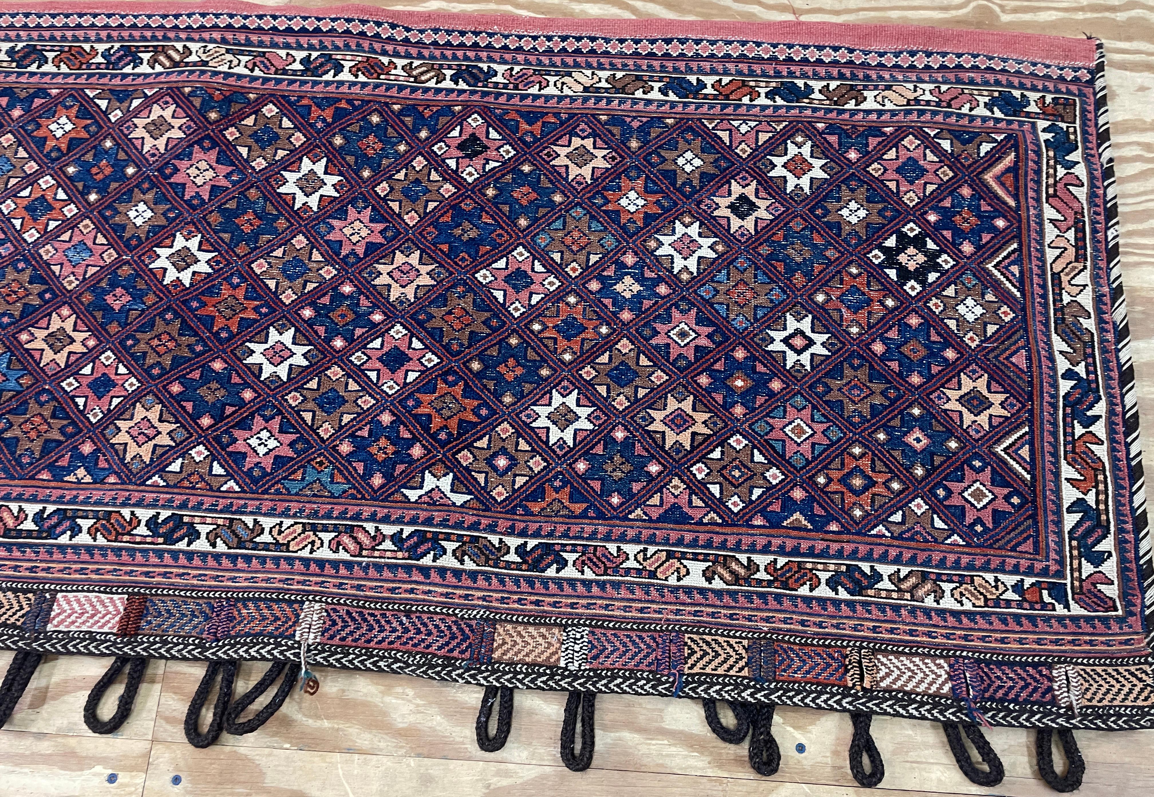 Antike Aserbaidschanische Satteltasche/ Soumak-Kelim-Gewebe (Wolle) im Angebot