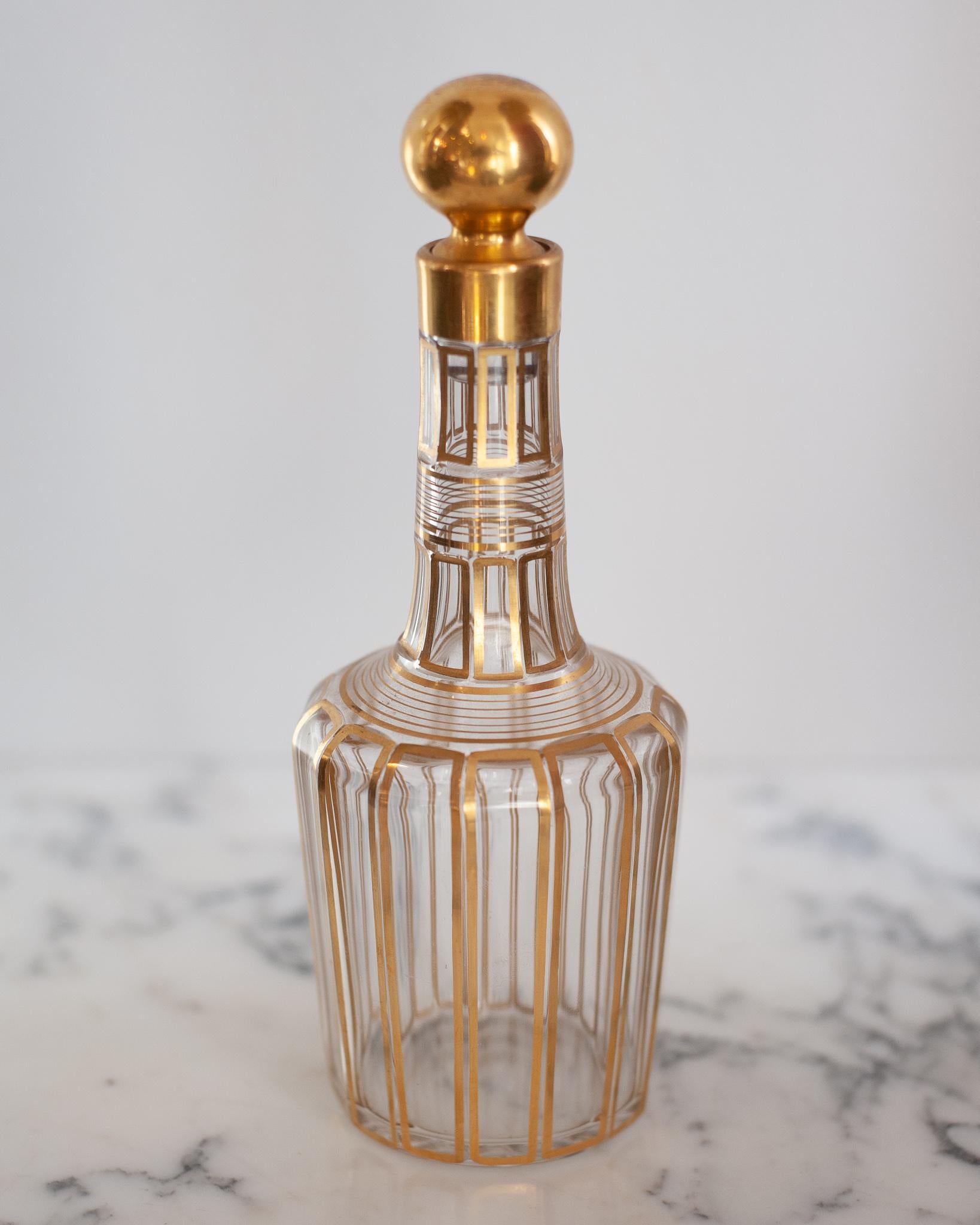 Antique Baccarat Cannelures gilt crystal decanter. This Baccarat design is known as Cannelures Louis XVI, and appeared in the 1916 Baccarat “Catalogue des Arts de la Table