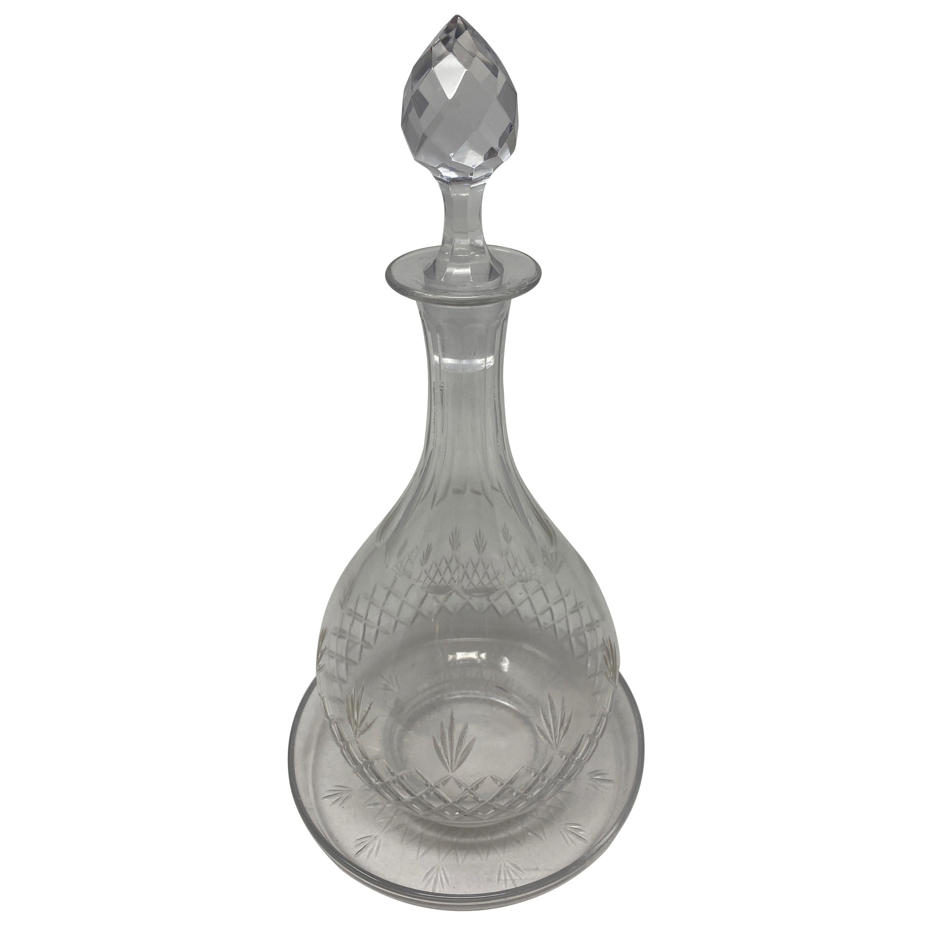 Carafe Baccarat antique avec sous-verre