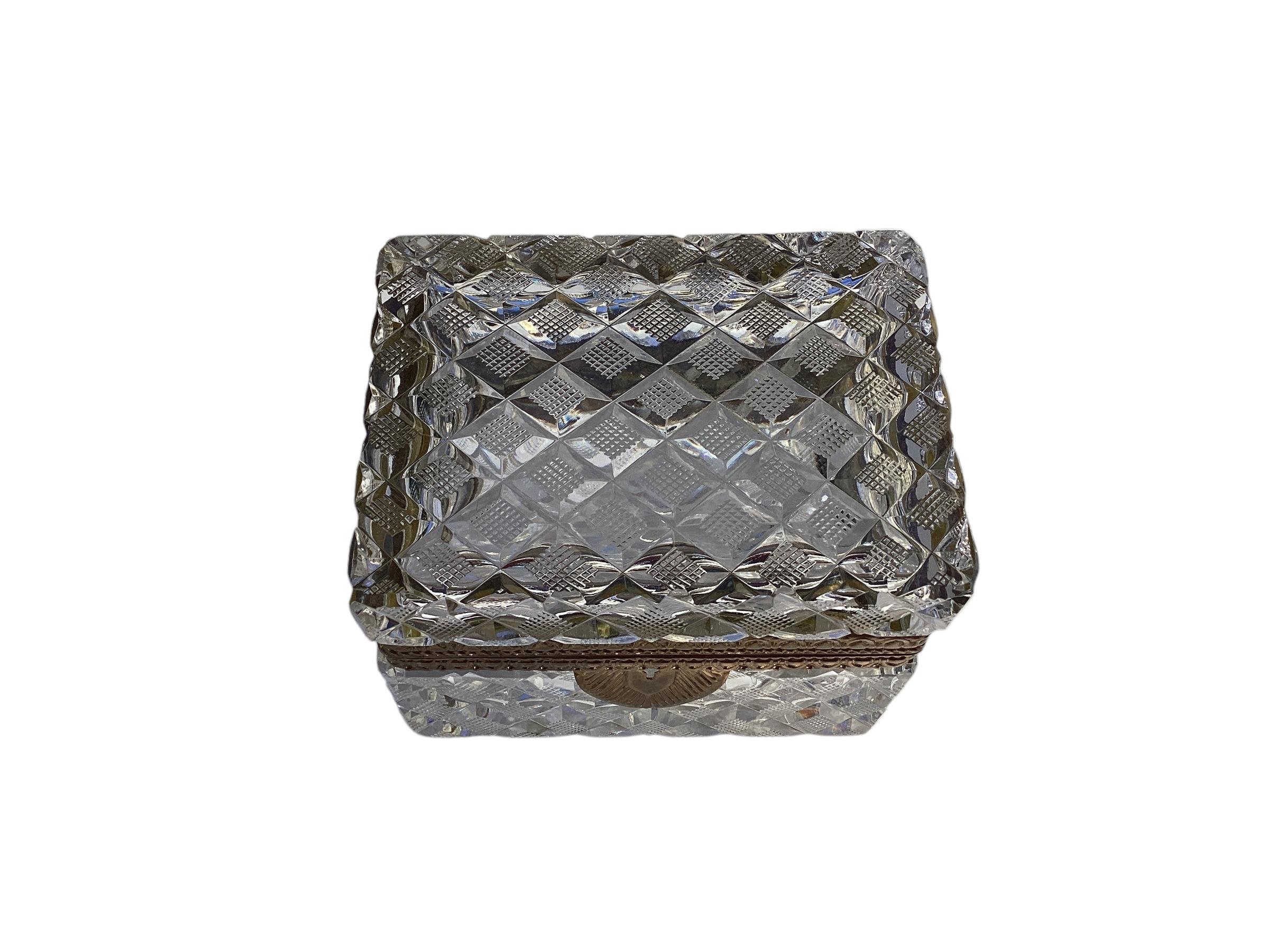 Caja antigua de cristal de Baccarat en venta 2