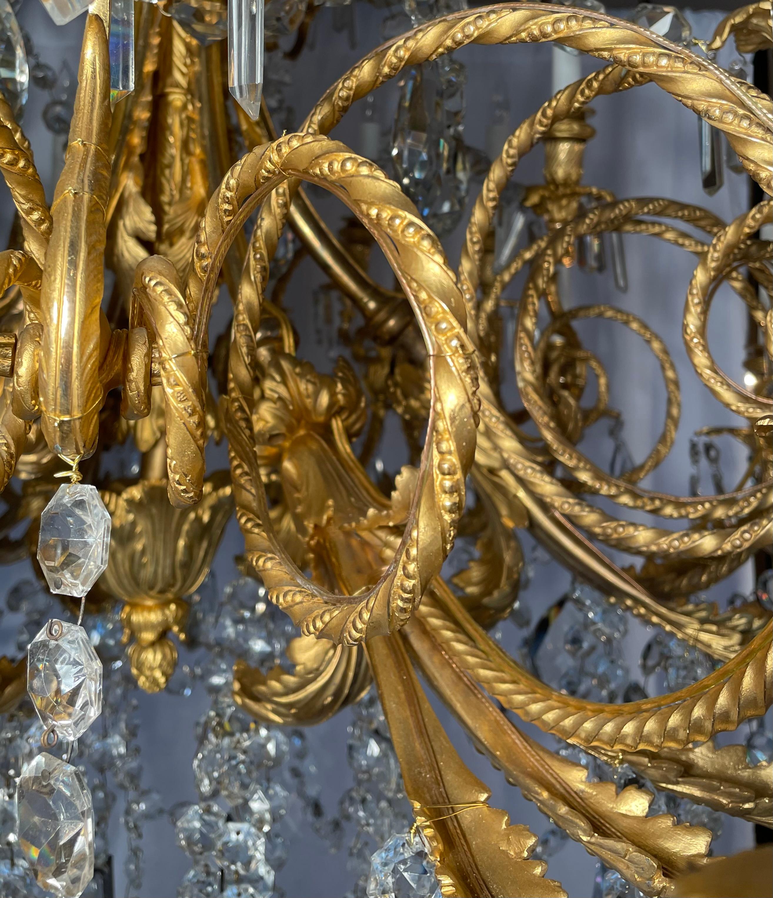 XIXe siècle Lustre ancien en cristal et bronze doré de Baccarat vers 1890 en vente