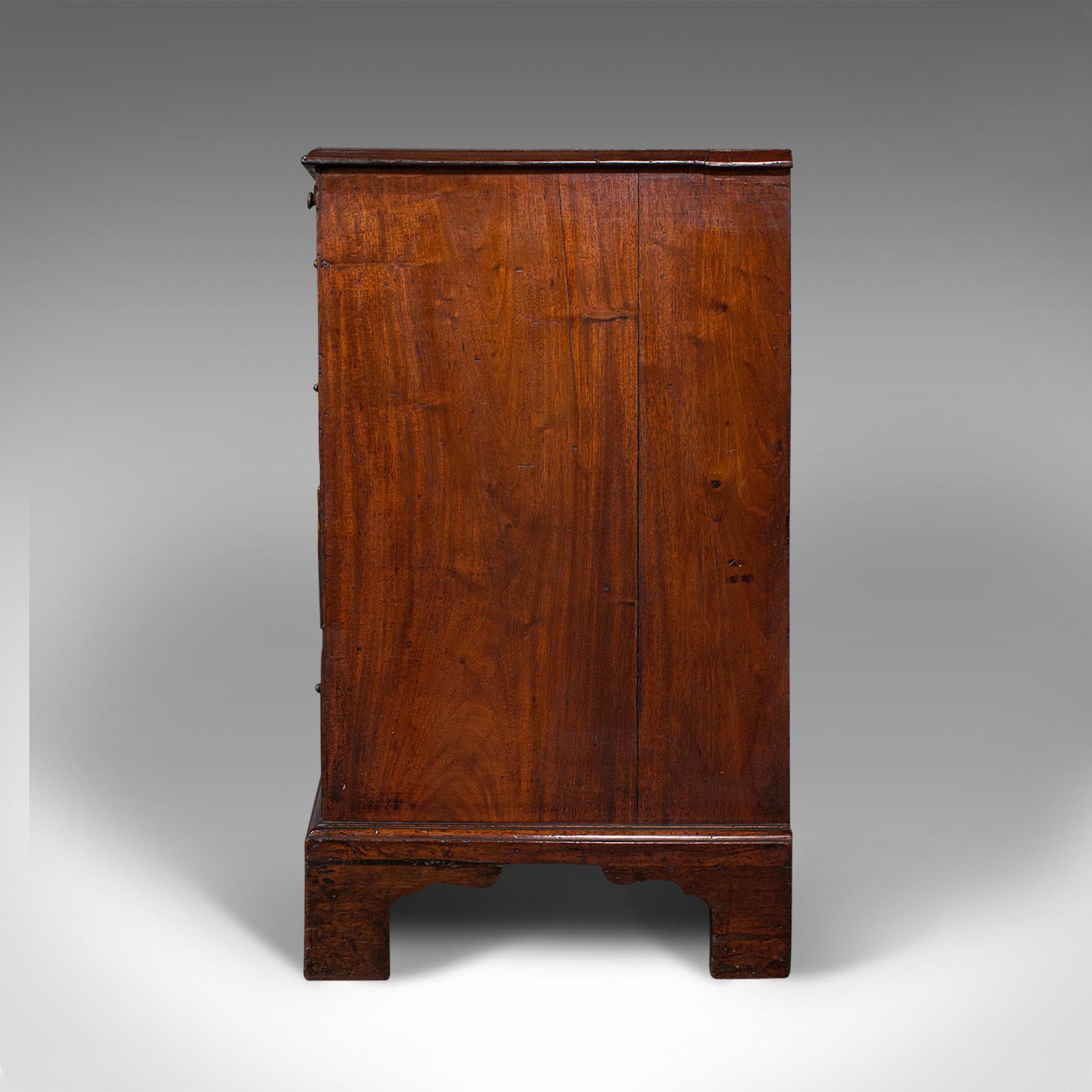 18th Century and Earlier Antique Bachelor's Chest of Drawers, English, Flame Mahogany, Georgian, C.1780