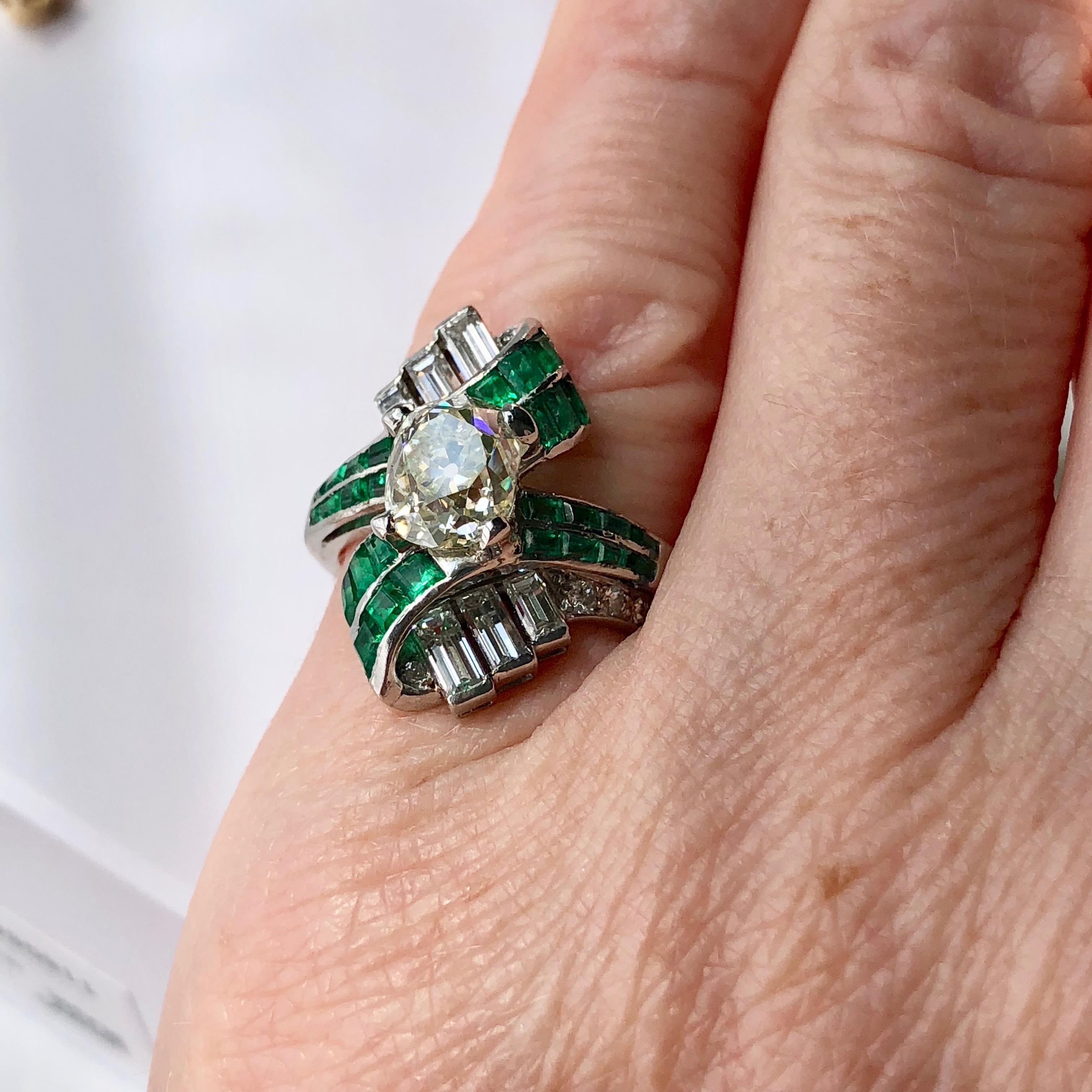Antique Baguette Emerald And Old Cut Diamond Art Deco Cocktail Engagement Ring  For Sale 4