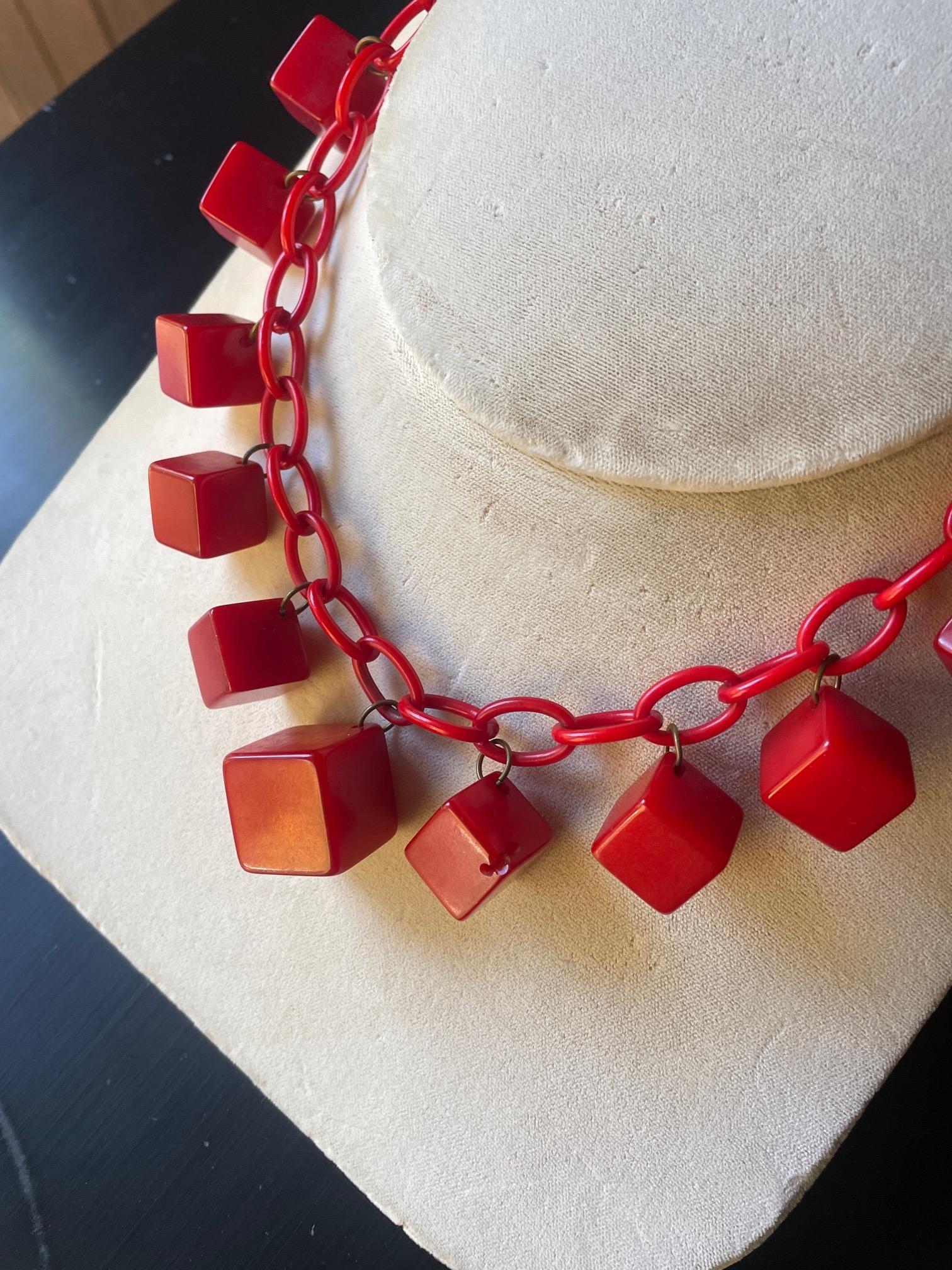 Antique Bakelite Nº11 Cubist NYC Art Deco Cherry Red Charm Necklace  In Fair Condition For Sale In Hyattsville, MD