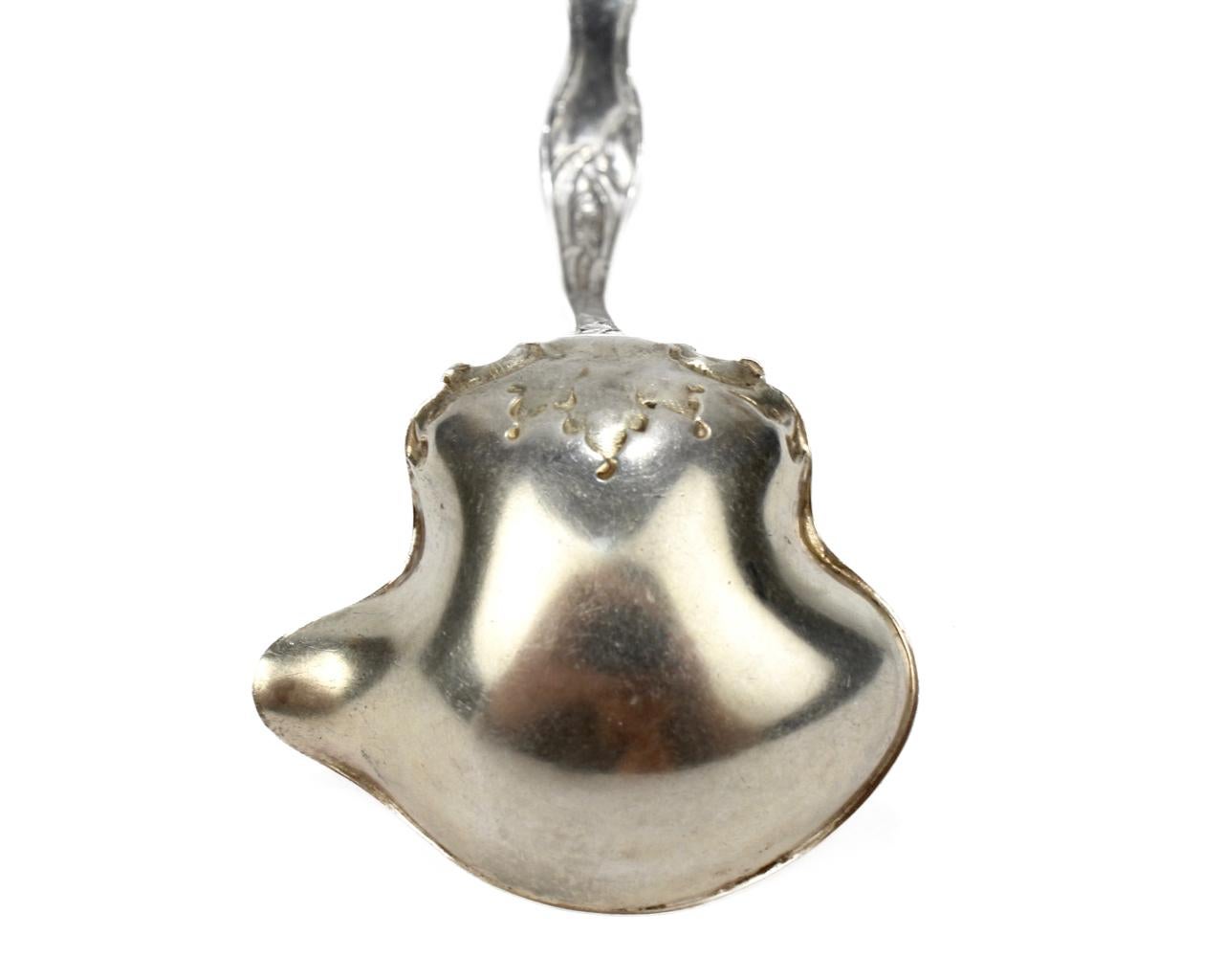 Antico mestolo in argento sterling Baker Manchester Daffodils in vendita 1