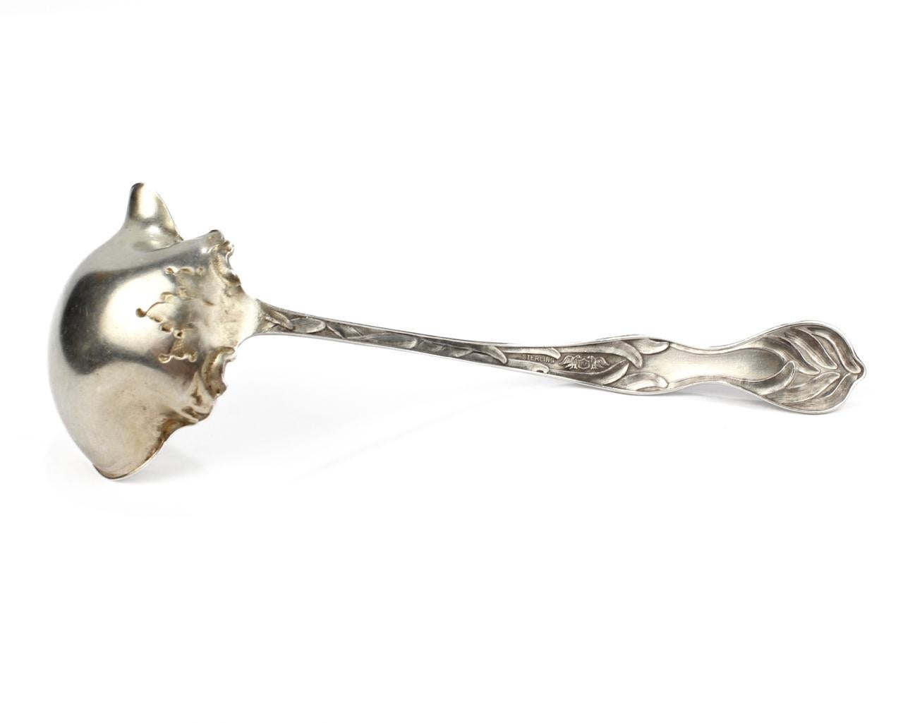 Antique Baker Manchester Daffodils Sterling Silver Sauce Ladle For Sale 3