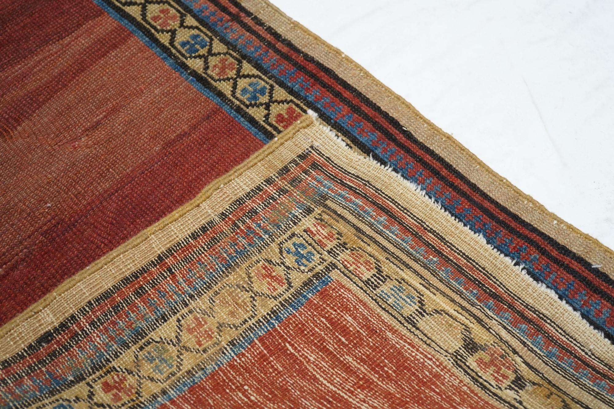 Antique Bakhshayesh Rug For Sale 3