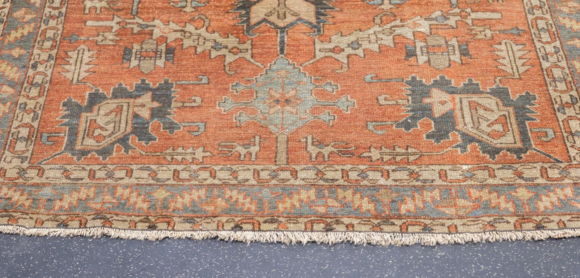 Hand-Knotted Antique Bakhshayesh Rug 5' x 6'4'' For Sale
