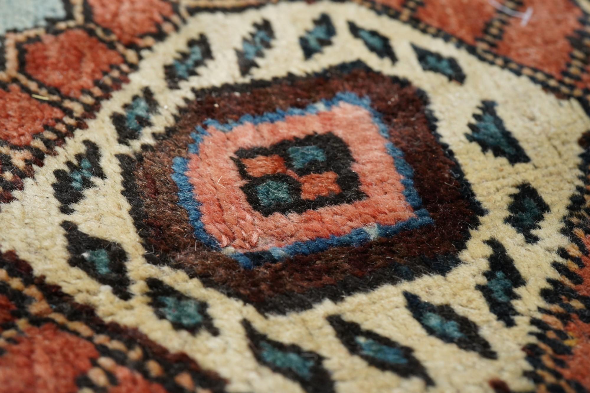 Late 19th Century Antique Bakhshayesh Rug For Sale