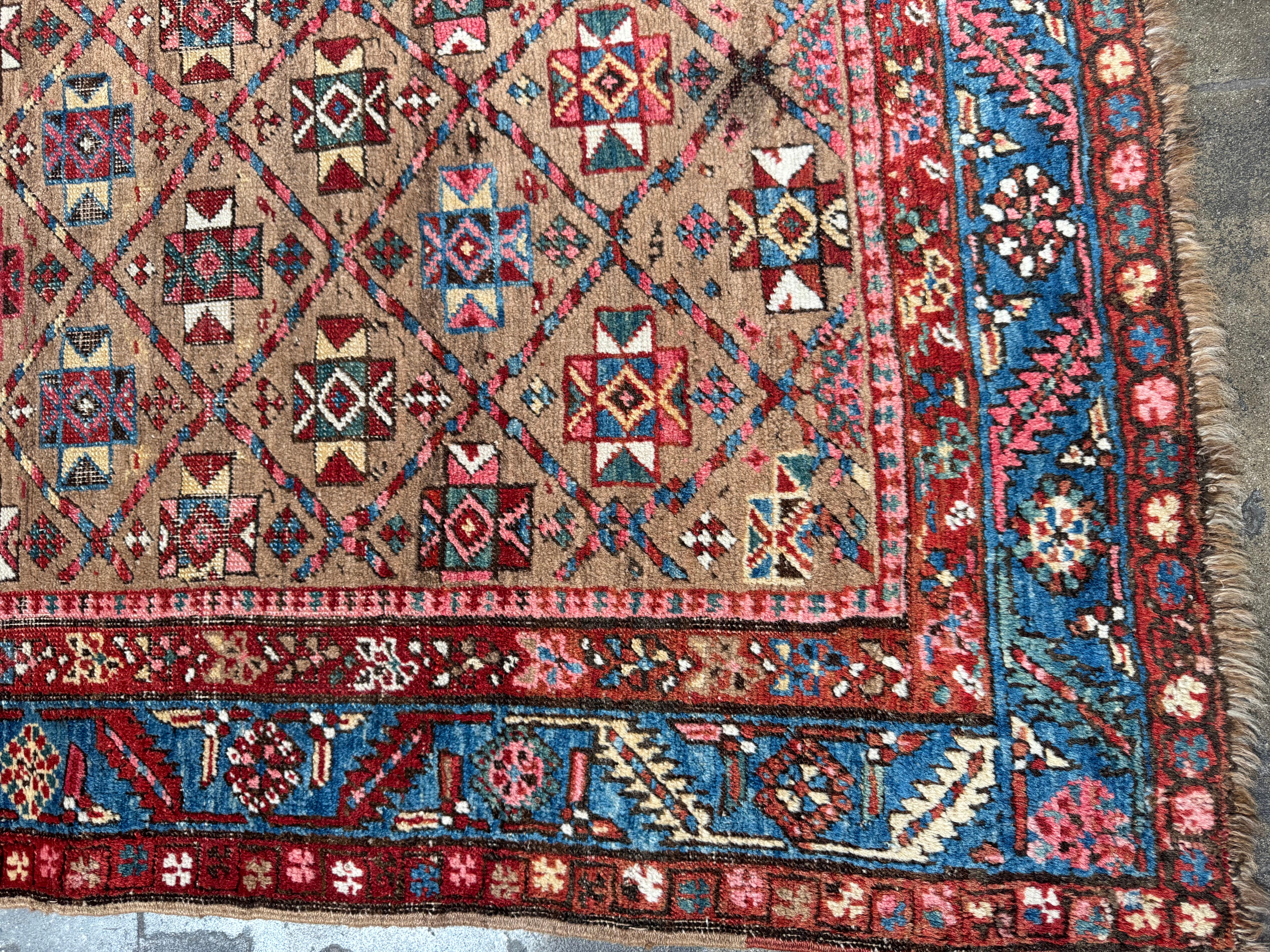 Antiker Bakhshayesh-Läufer aus Bakhshayesh mit komplizierten persischen geometrischen Mustern 13'5